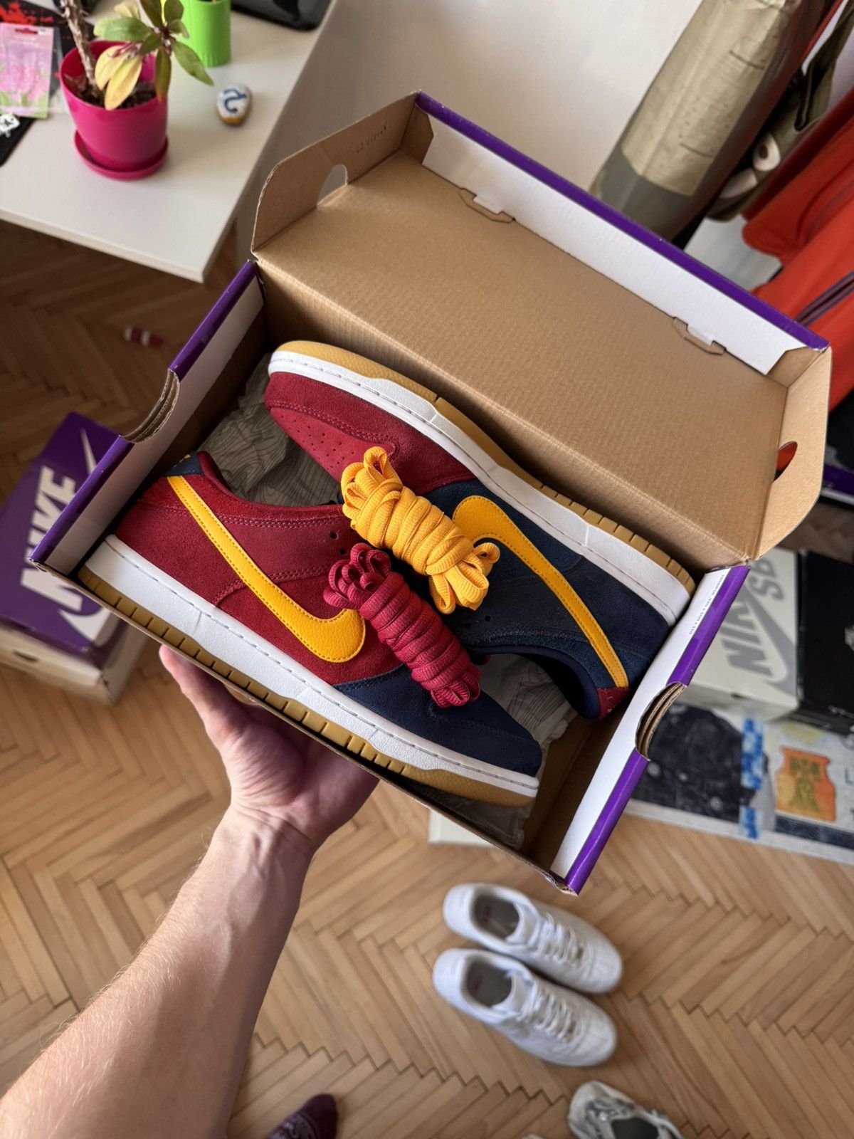 Nike Nike SB Dunk Low “Barcelona/Catalonia” Size US 9 / EU 42 - 6 Thumbnail