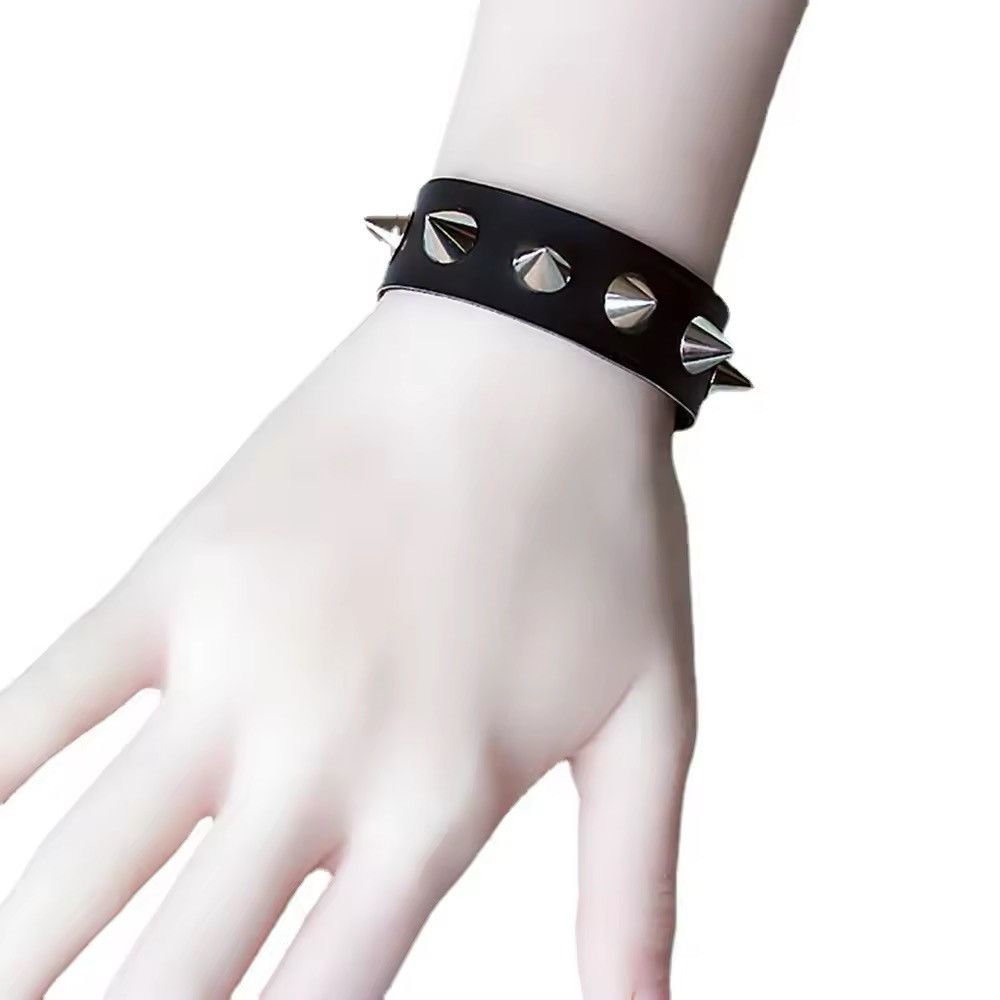 Jewelry Punk Rock One-row Spike Rivet PU Leather Bracelets Size ONE SIZE - 2 Thumbnail