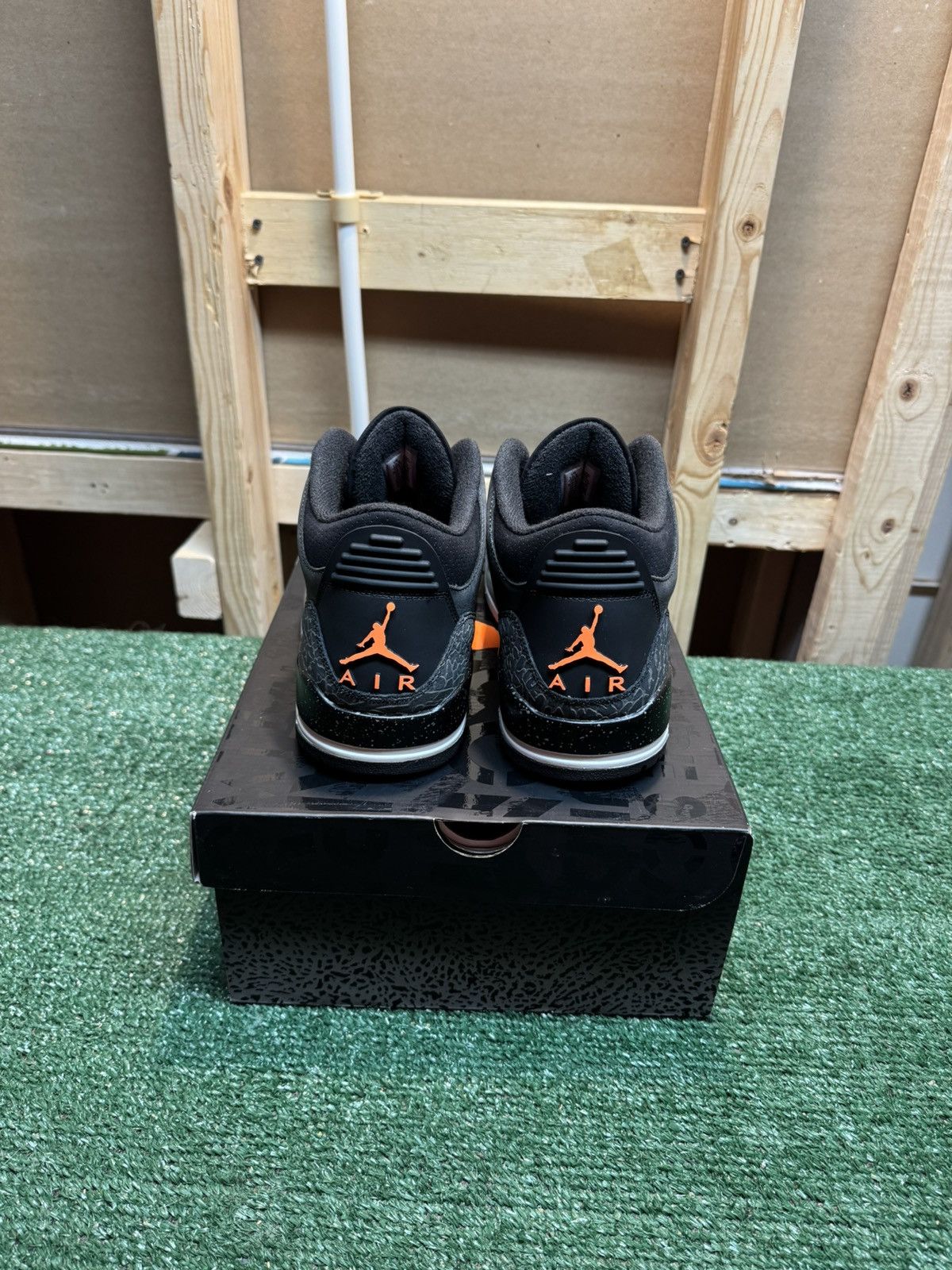 Jordan Brand Jordan Retro 3 Fear Size 10.5 Size US 10.5 / EU 43-44 - 8 Thumbnail