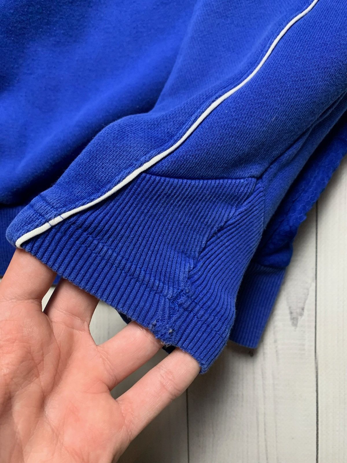 Umbro Vintage Umbro soccer sweatshirt logo Rangers blue size m Size US M / EU 48-50 / 2 - 8 Thumbnail