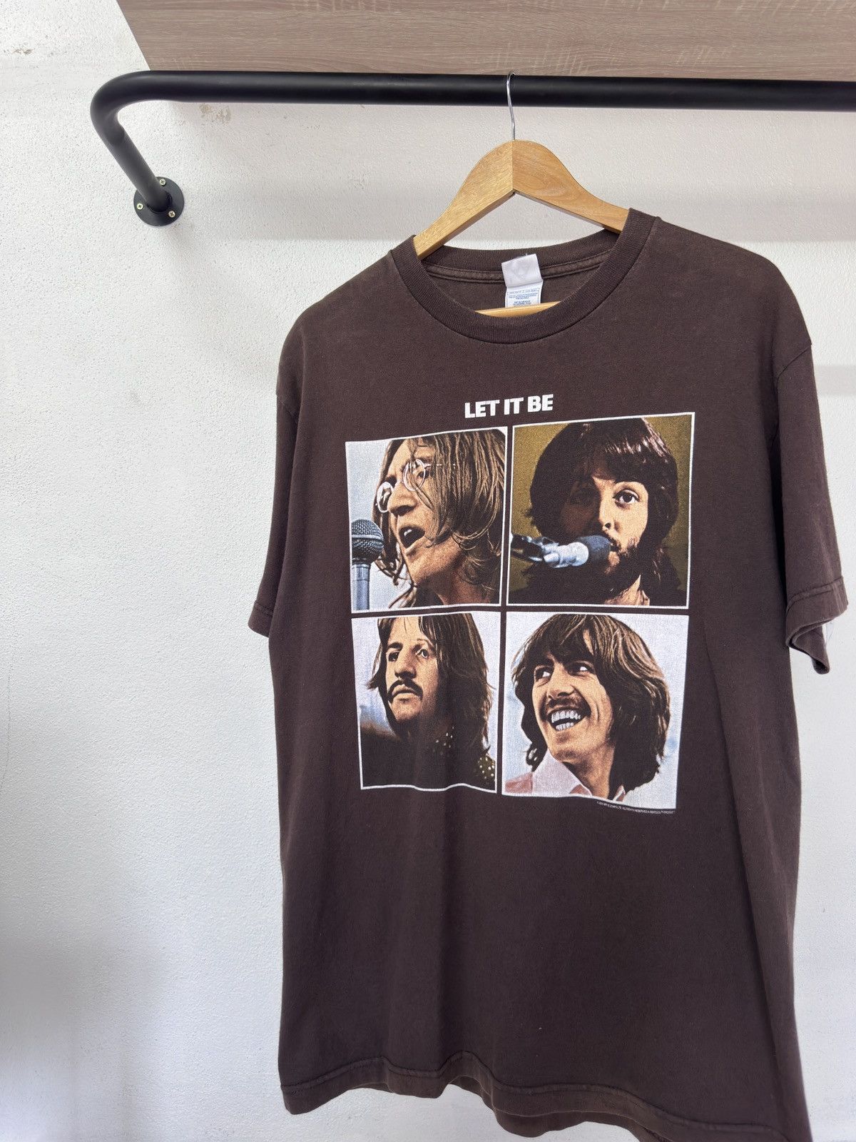 Other VINTAGE 2004 THE BEATLES🍏 Size US L / EU 52-54 / 3 - 1 Thumbnail