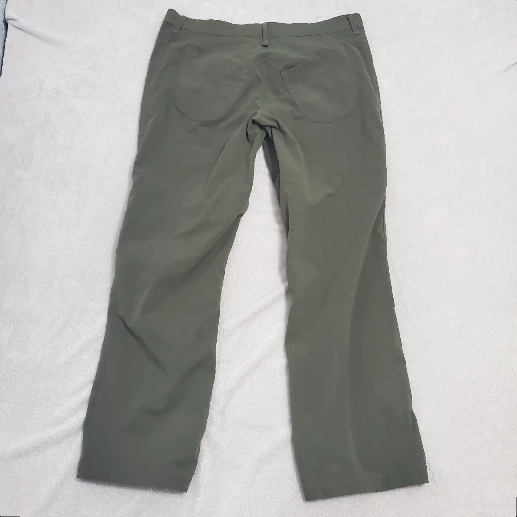 Mountain Hardwear VINTAGE Mountain Hardwear Pants Womens 14 Regular Green Nylon Stretch Outdoor FLAW Size 36" / US 14 / IT 50 - 4 Thumbnail