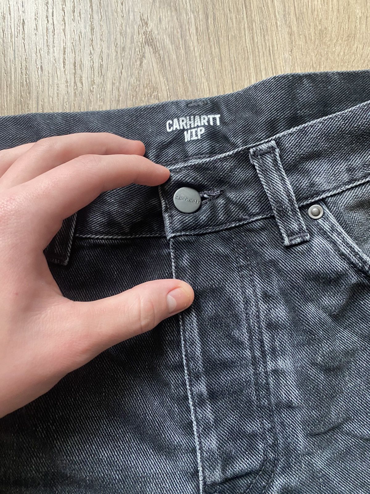 Carhartt × Vintage Vintage Carhartt baggy black denim shorts Size US 31 - 5 Thumbnail