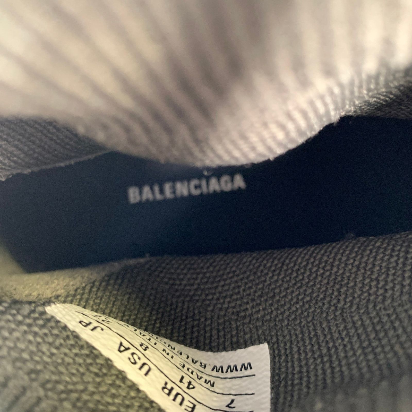 Balenciaga BALENCIAGA Size 8 Olive Speed Sneaker Pull On Size US 8 / EU 41 - 8 Thumbnail