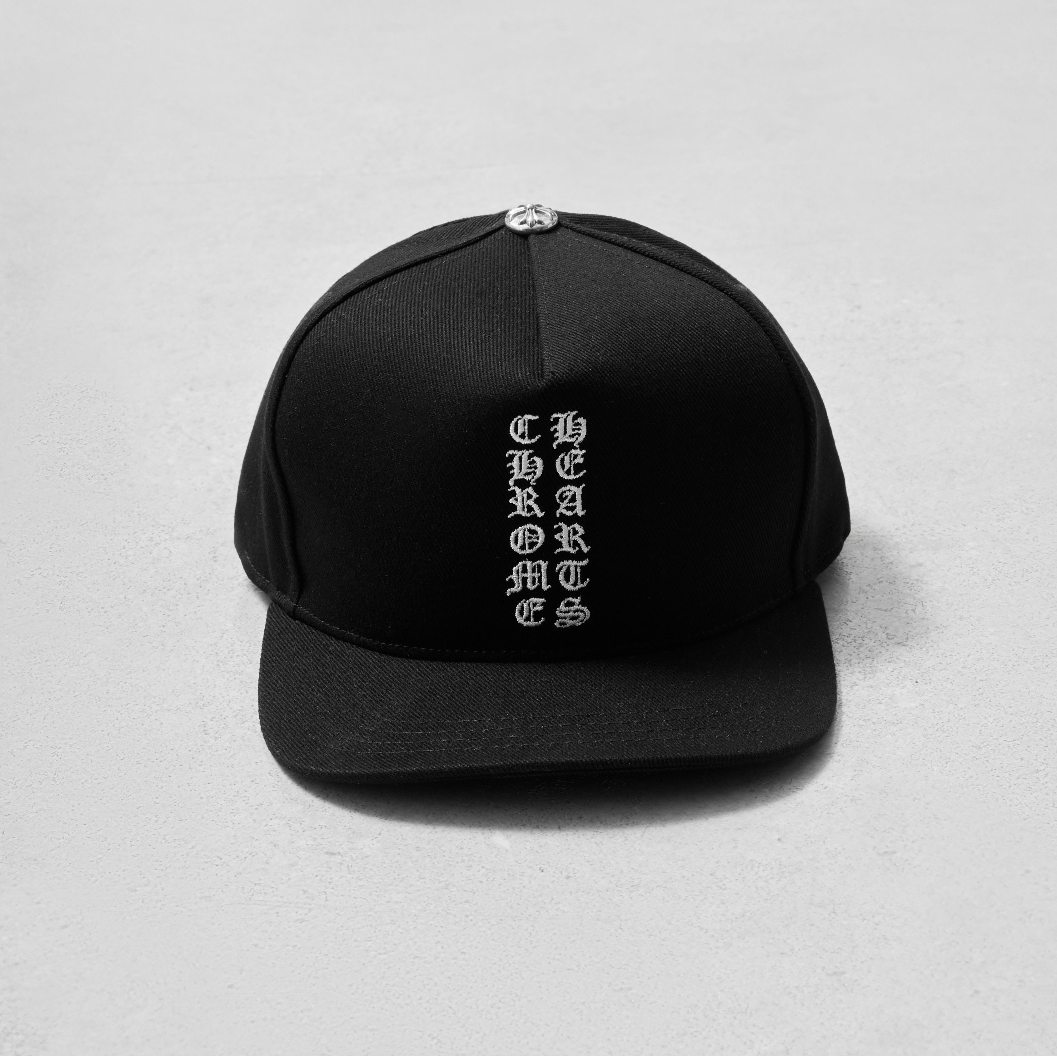 キャップ Chrome Hearts Vertical Logo Hat Black Chrome Hearts Vertical Logo Hat Black - US