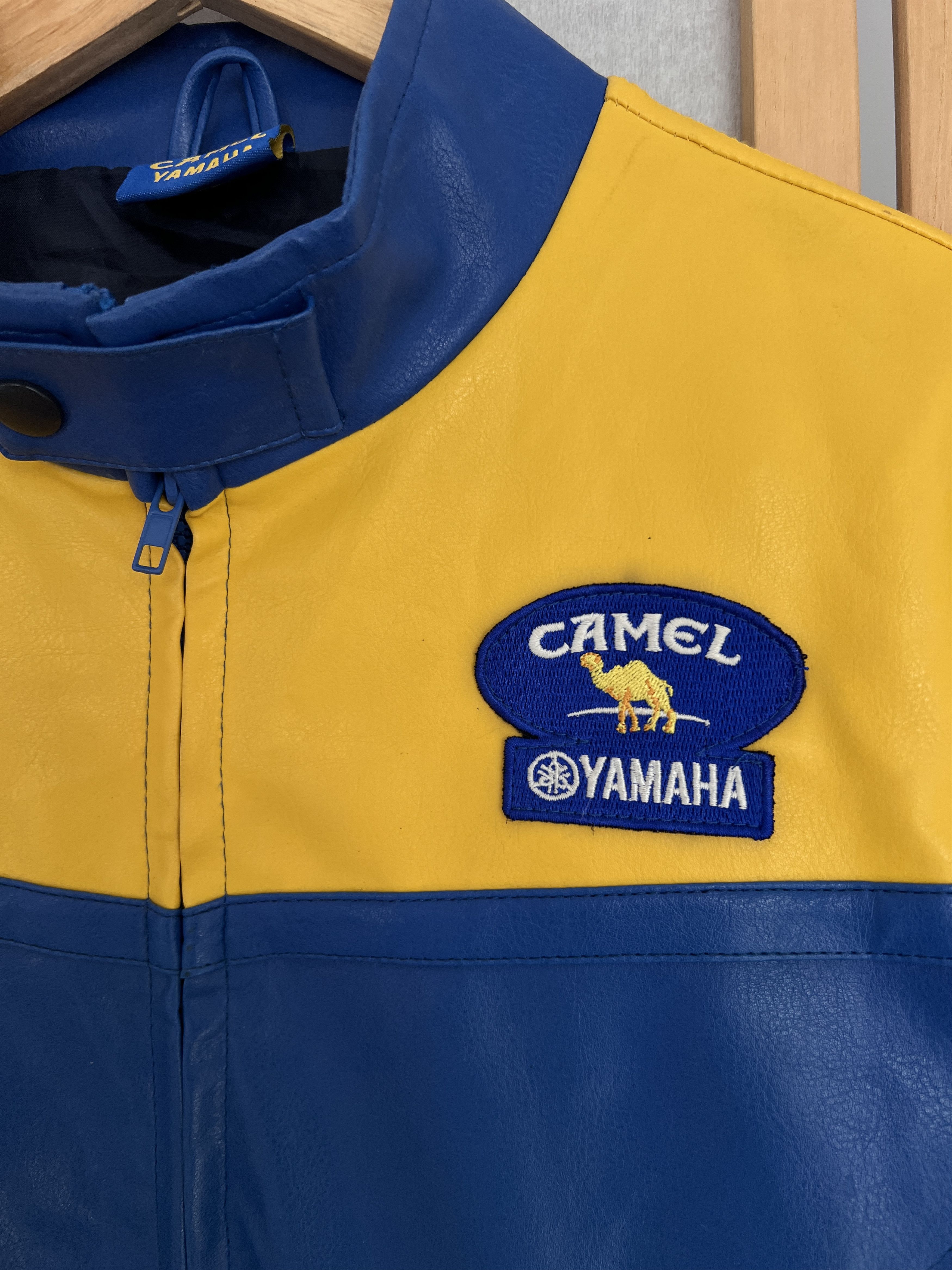 Camel Crazy! 2006 Camel x Yamaha Leather Jacket limited edition Size US L / EU 52-54 / 3 - 9 Thumbnail