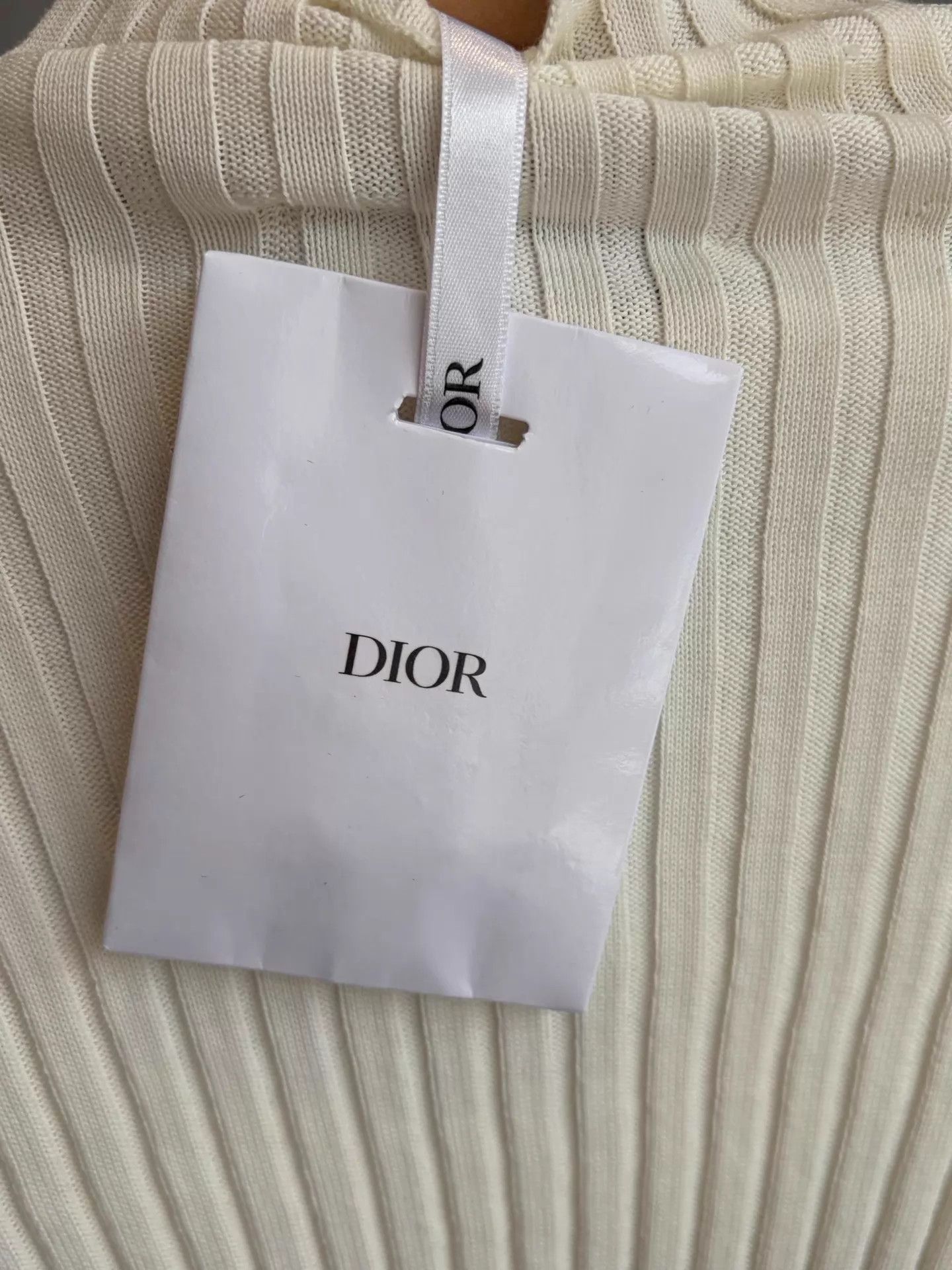 Dior Dior Ivory CD Logo Knit Short Sleeve Tee 36 NWOT Size XS / US 0-2 / IT 36-38 - 5 Thumbnail