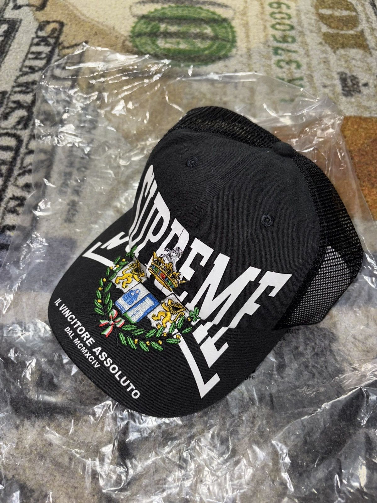 帽子 Supreme Crest Mesh Back 6-Panel BLACK Supreme Crest Mesh Back 6-Panel Hat