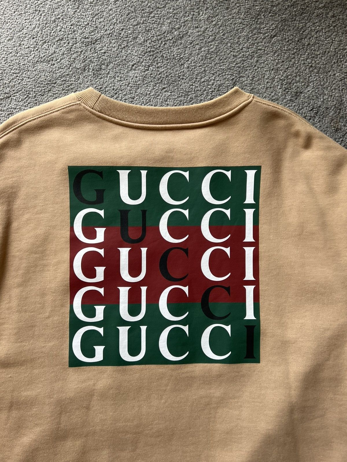 Gucci Sweatshirt Gucci Back Logo Crew Neck New Collection Size US M / EU 48-50 / 2 - 4 Thumbnail
