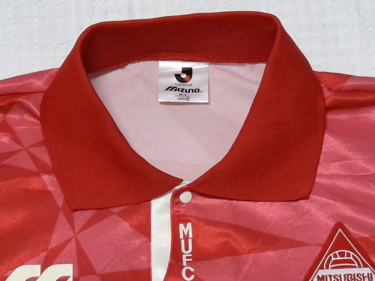 Other Vintage Mitsubishi Urawa Reds Diamonds Home Jersey '94 Size US L / EU 52-54 / 3 - 3 Thumbnail