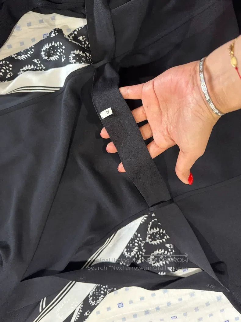 Hermes Hermes Black Mulberry Silk Knit Patchwork Dress, Skirt Hem Size M / US 6-8 / IT 42-44 - 9 Thumbnail