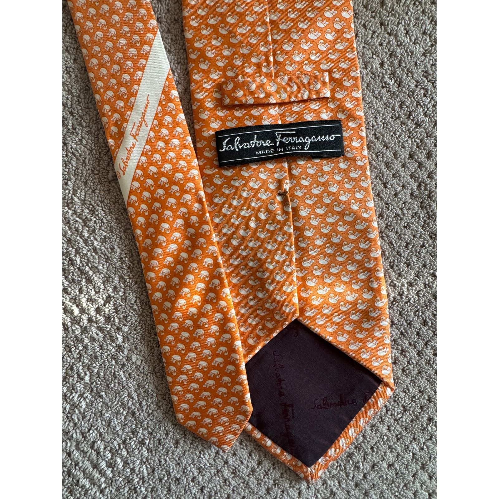 Salvatore Ferragamo Men's Salvatore Ferragamo Beautiful Peach Elephants Tie Size ONE SIZE - 2 Thumbnail