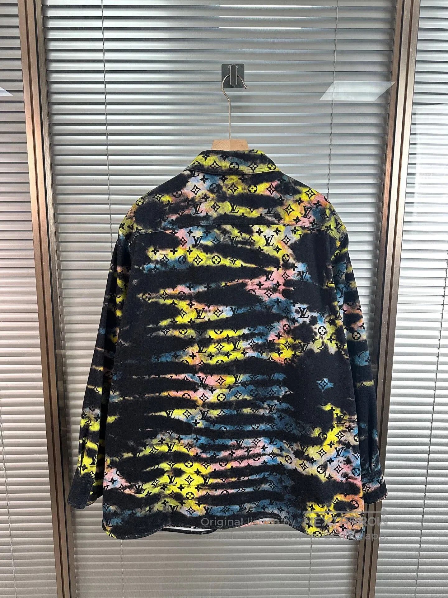Louis Vuitton colorful louis vuitton denim jacket. Size US M / EU 48-50 / 2 - 2 Thumbnail