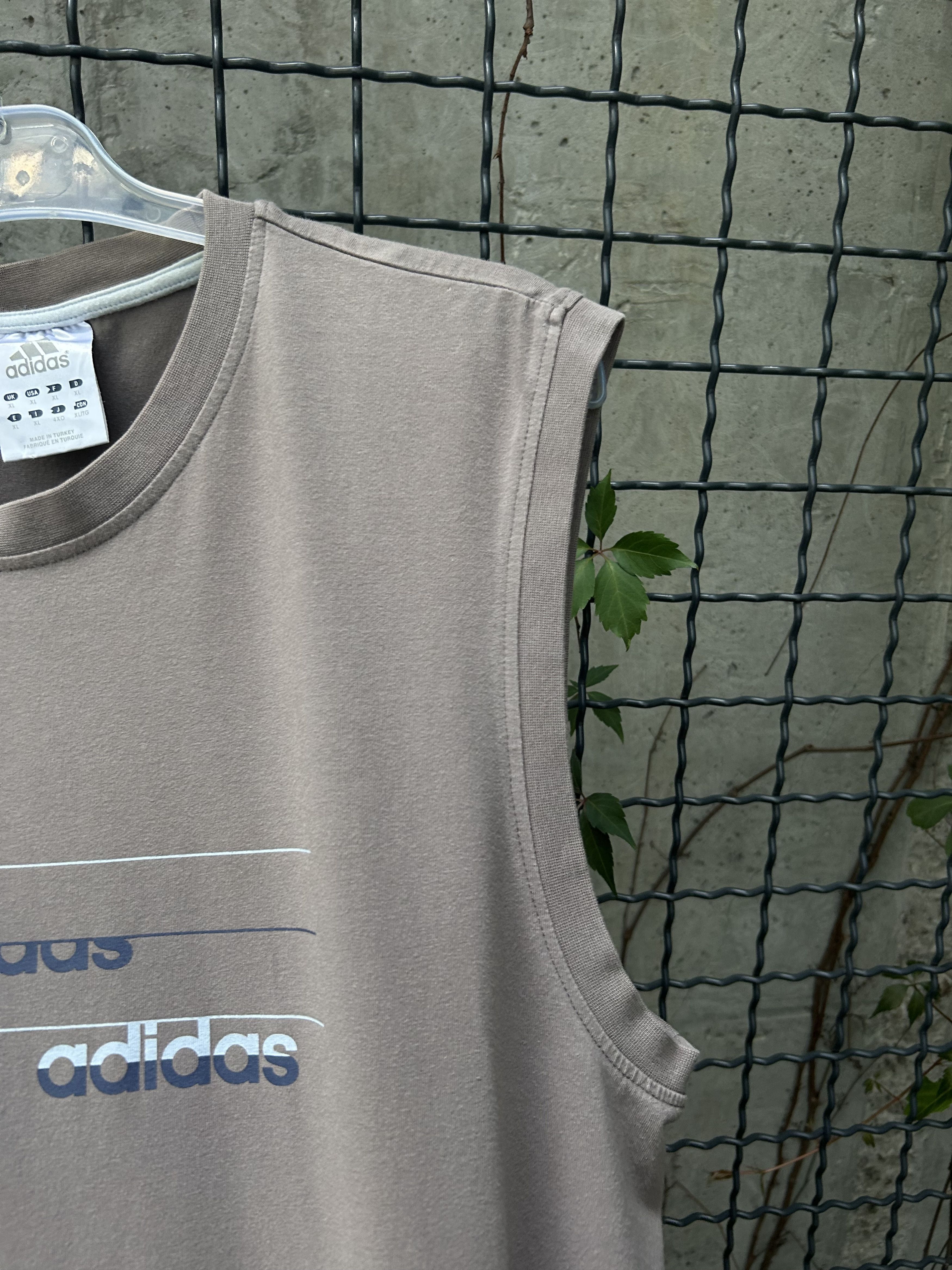 Adidas Vintage 2000s Adidas Tank Top Shirt Size US XL / EU 56 / 4 - 6 Thumbnail