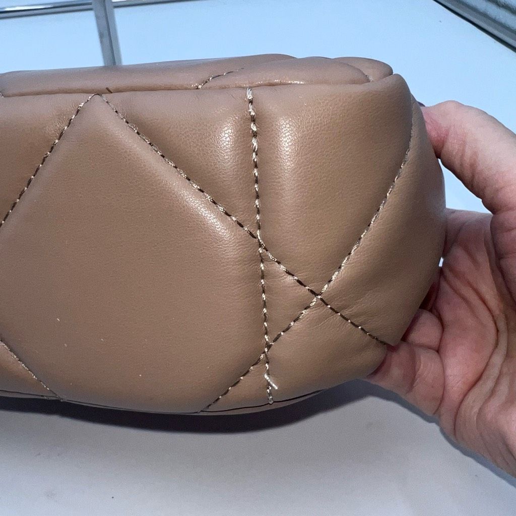 Other Gilda Paris Tone on Tone Small Quilted Handbag Size ONE SIZE - 7 Thumbnail