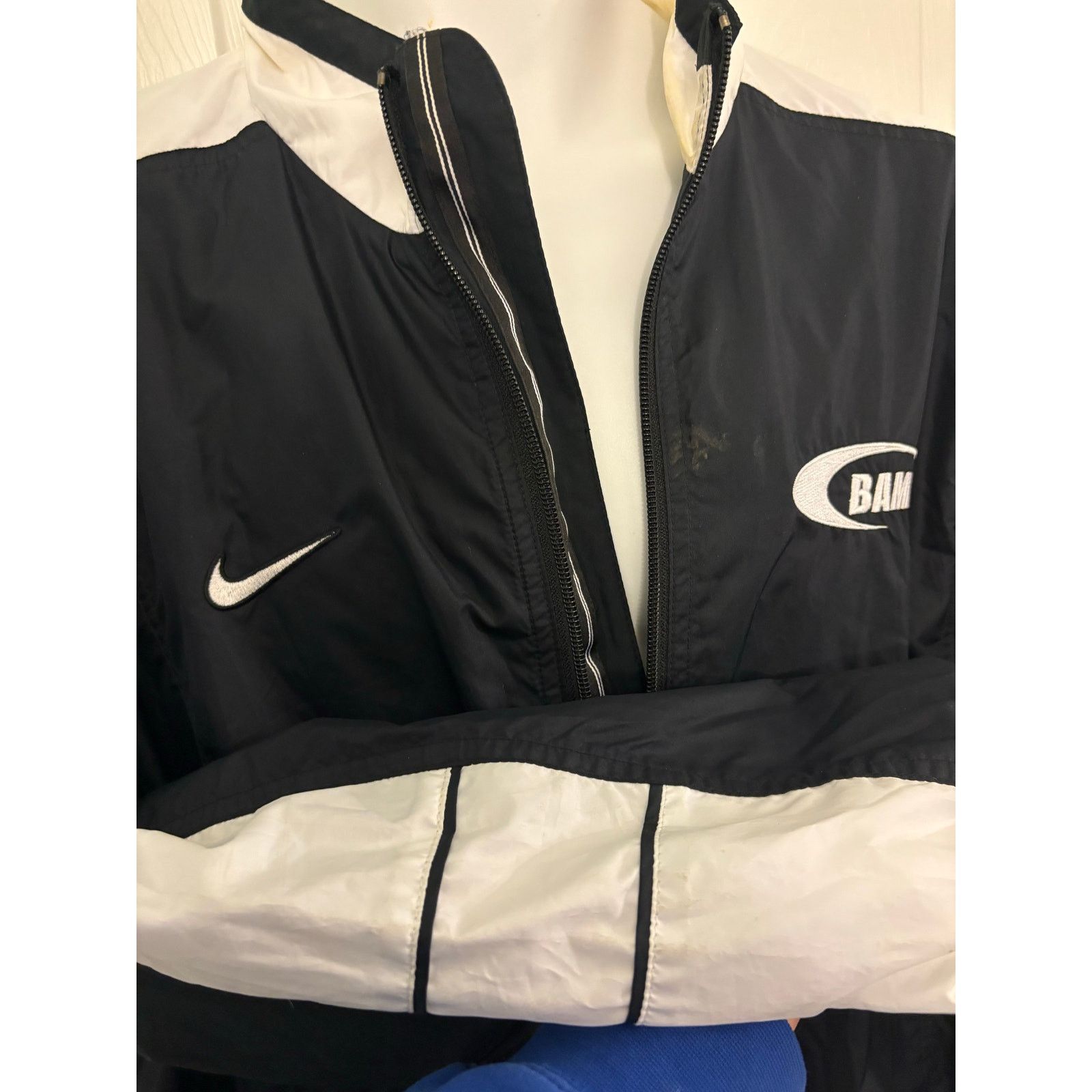 Nike Vintage Nike Black and White Alabama Windbreaker Size Medium Size US M / EU 48-50 / 2 - 4 Thumbnail