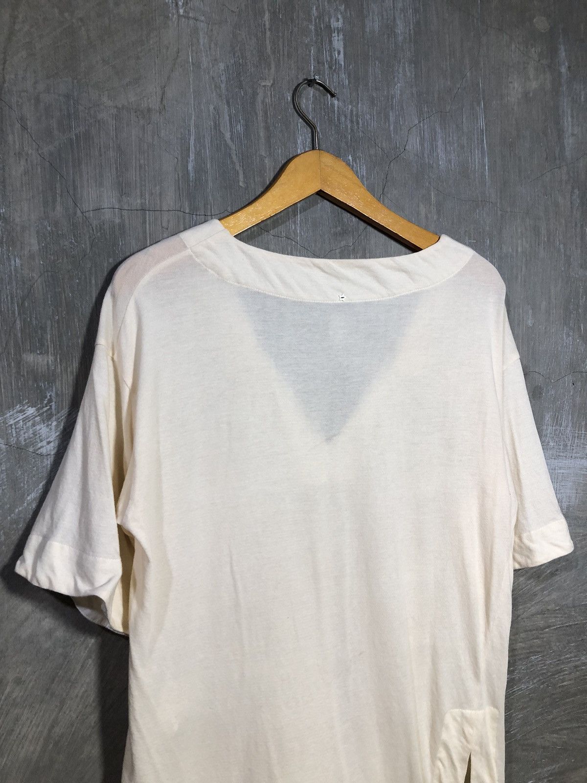 Designer × Vintage Lorena Antoniazzi Asymmetrically Tshirt Size M / US 6-8 / IT 42-44 - 9 Thumbnail