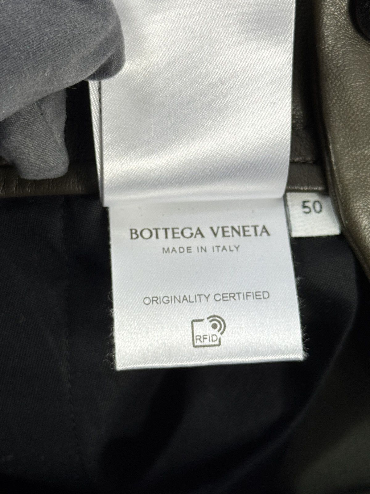 Bottega Veneta KHAKI NAPPA LEATHER PANTS Size US 34 / EU 50 - 12 Thumbnail