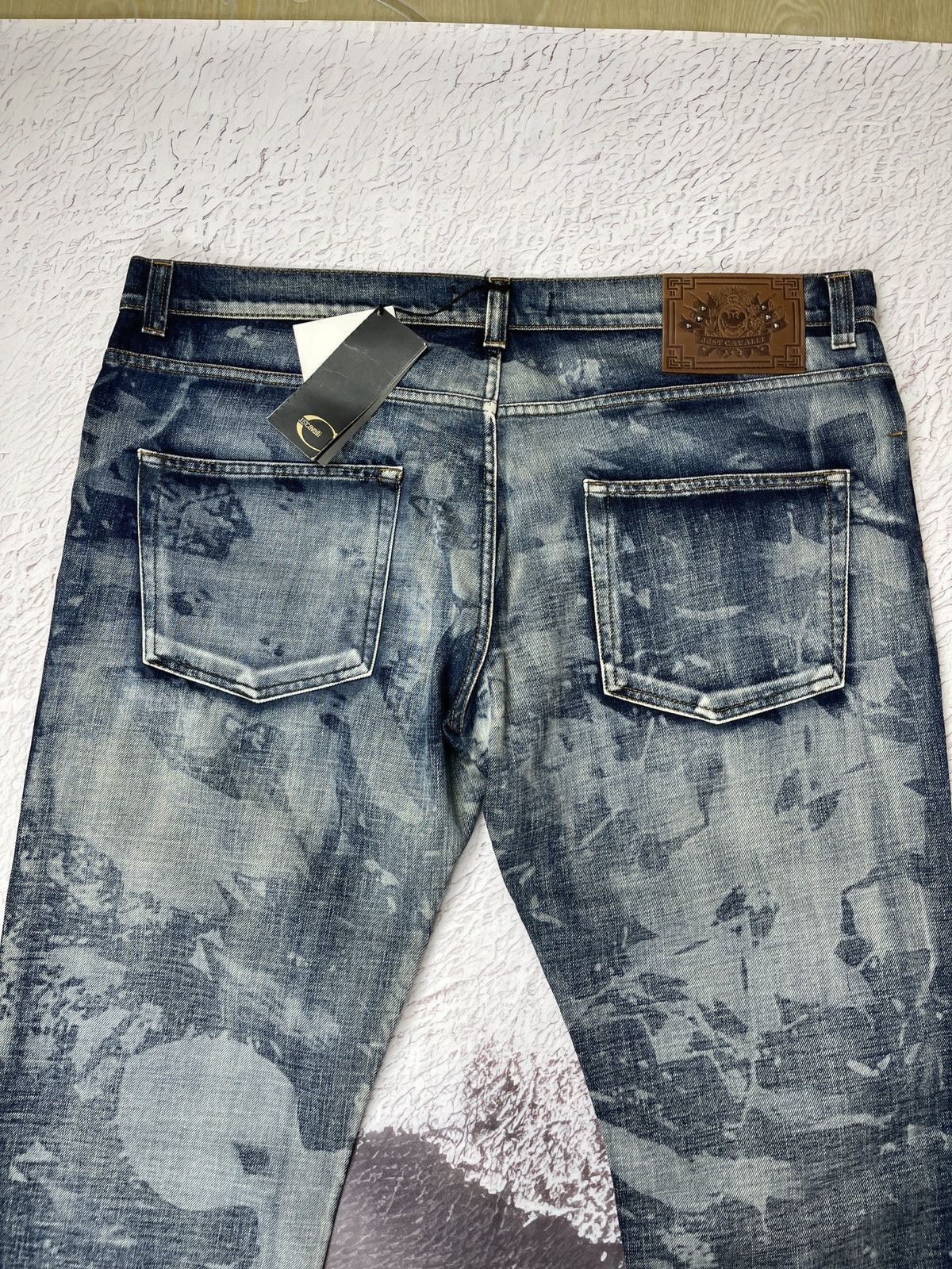 Just Cavalli BNWT Mens Just Cavalli Designers Straight Jeans size 42 56 Size US 40 / EU 56 - 20 Thumbnail
