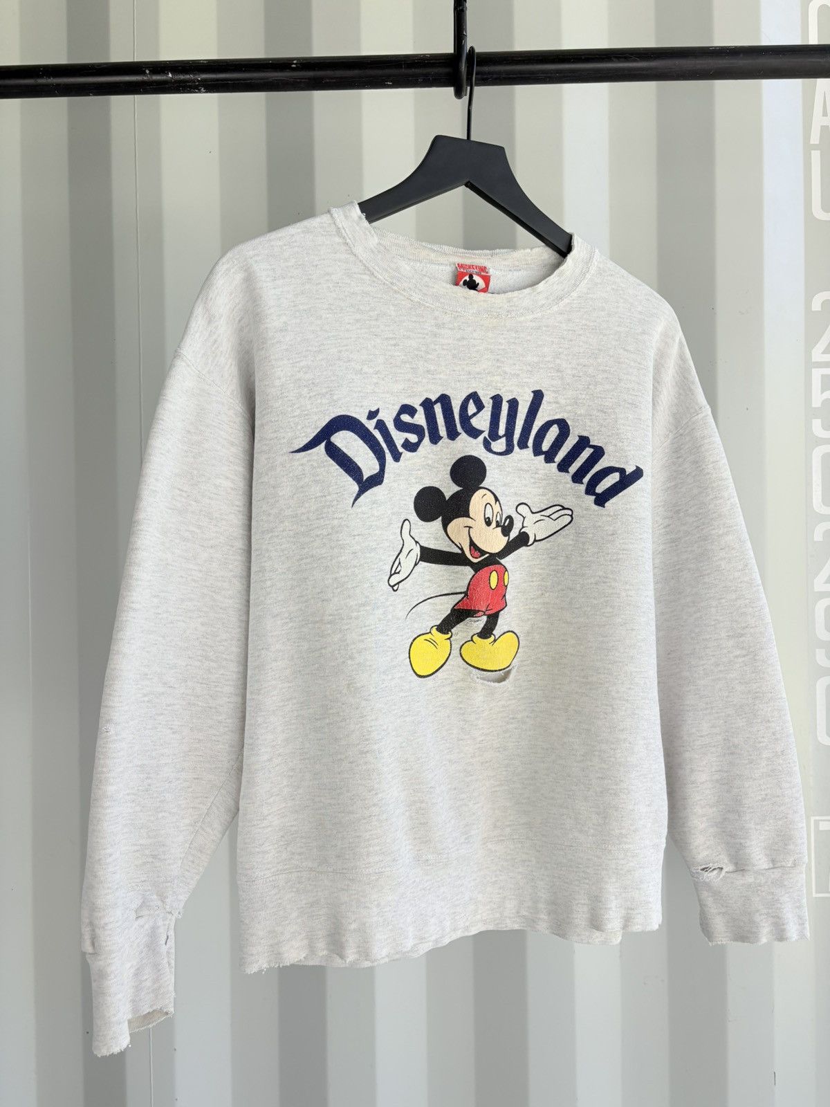 Vintage Disneyland Thrashed Sun Faded Sweatshirt Distressed Boxy ERD Size US M / EU 48-50 / 2 - 2 Thumbnail