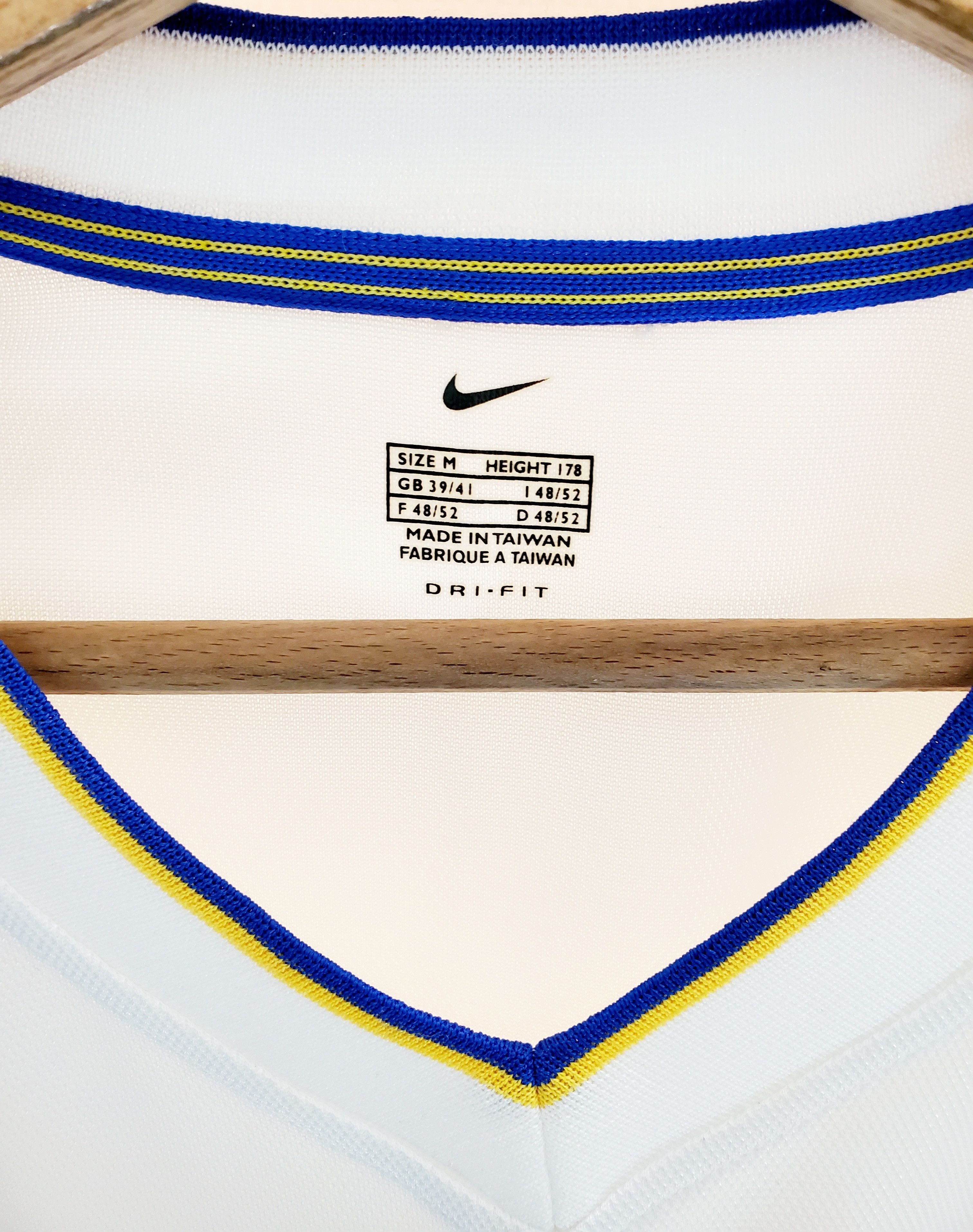 Nike Vintage 2000-02 Leeds Nike Home jersey perfect condition M Size US M / EU 48-50 / 2 - 4 Thumbnail