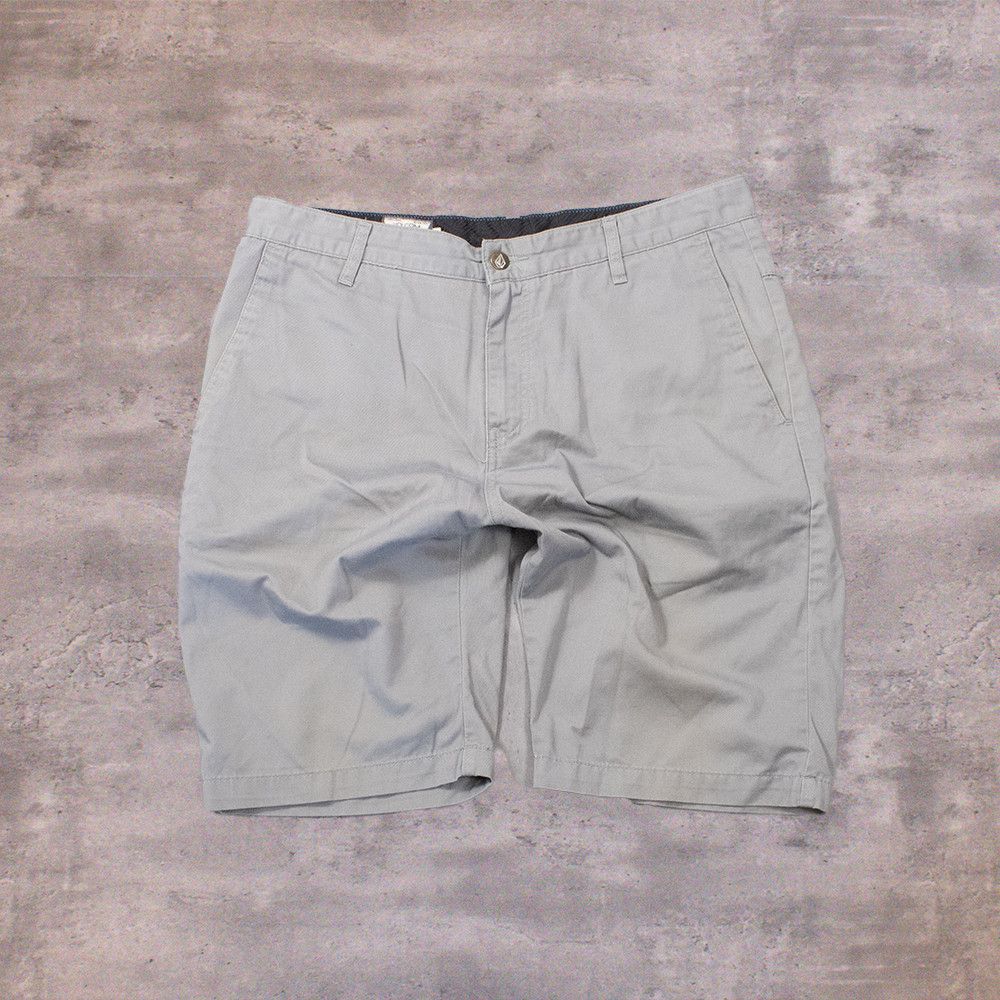 Volcom Y2K 2000's Volcom Baggy Relax Fit Grey Cotton Shorts Size US 36 / EU 52 - 1 Thumbnail