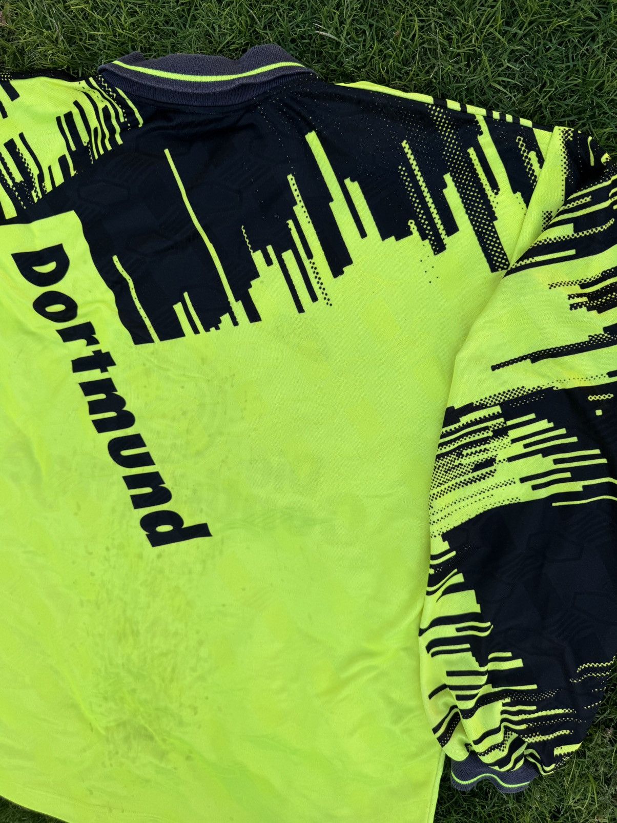Nike BORUSSIA DORTMUND 1993 1994 SHIRT JERSEY LONG SLEEVE NIKE Size US XL / EU 56 / 4 - 15 Thumbnail