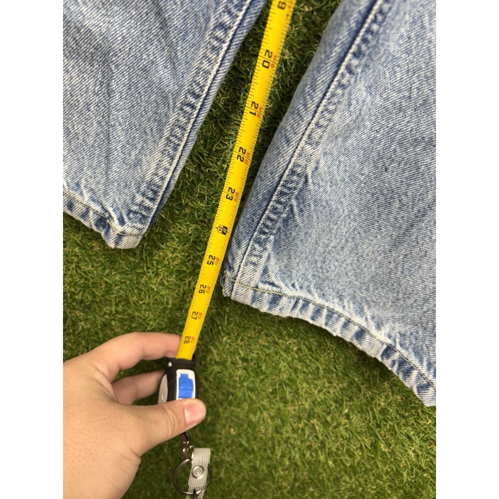 Tommy Hilfiger VINTAGE Tommy Hilfiger Jeans Womens 22 Plus Size Straight Taper Casual Light Wash Denim Size 40" / US 18 - 7 Thumbnail