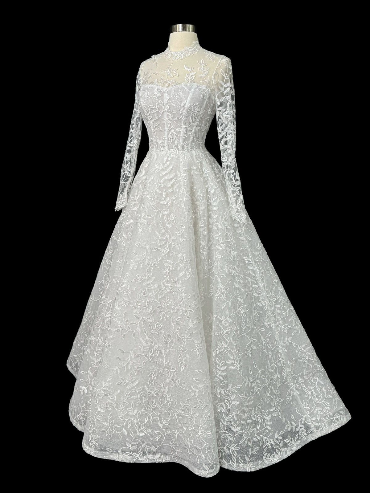 Other Preloved US 4 Anna Augusta Custom Made Wedding Dress Size S / US 4 / IT 40 - 1 Thumbnail