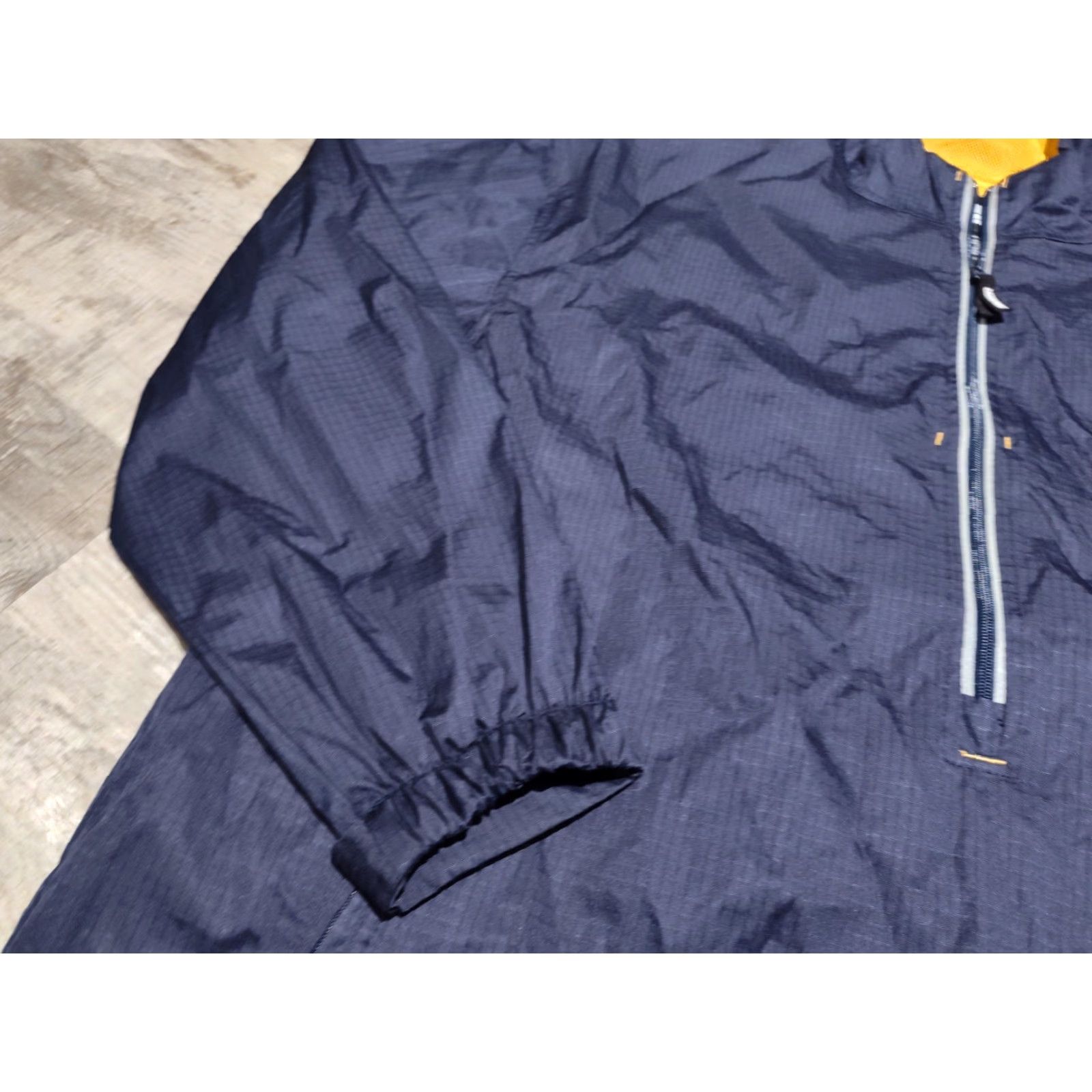 Starter VINTAGE Starter Windbreaker Jacket Mens Large Navy Blue 1/2 Zip Hooded Breathable Lightweight Logo Zipper Embroidered Size US L / EU 52-54 / 3 - 3 Thumbnail