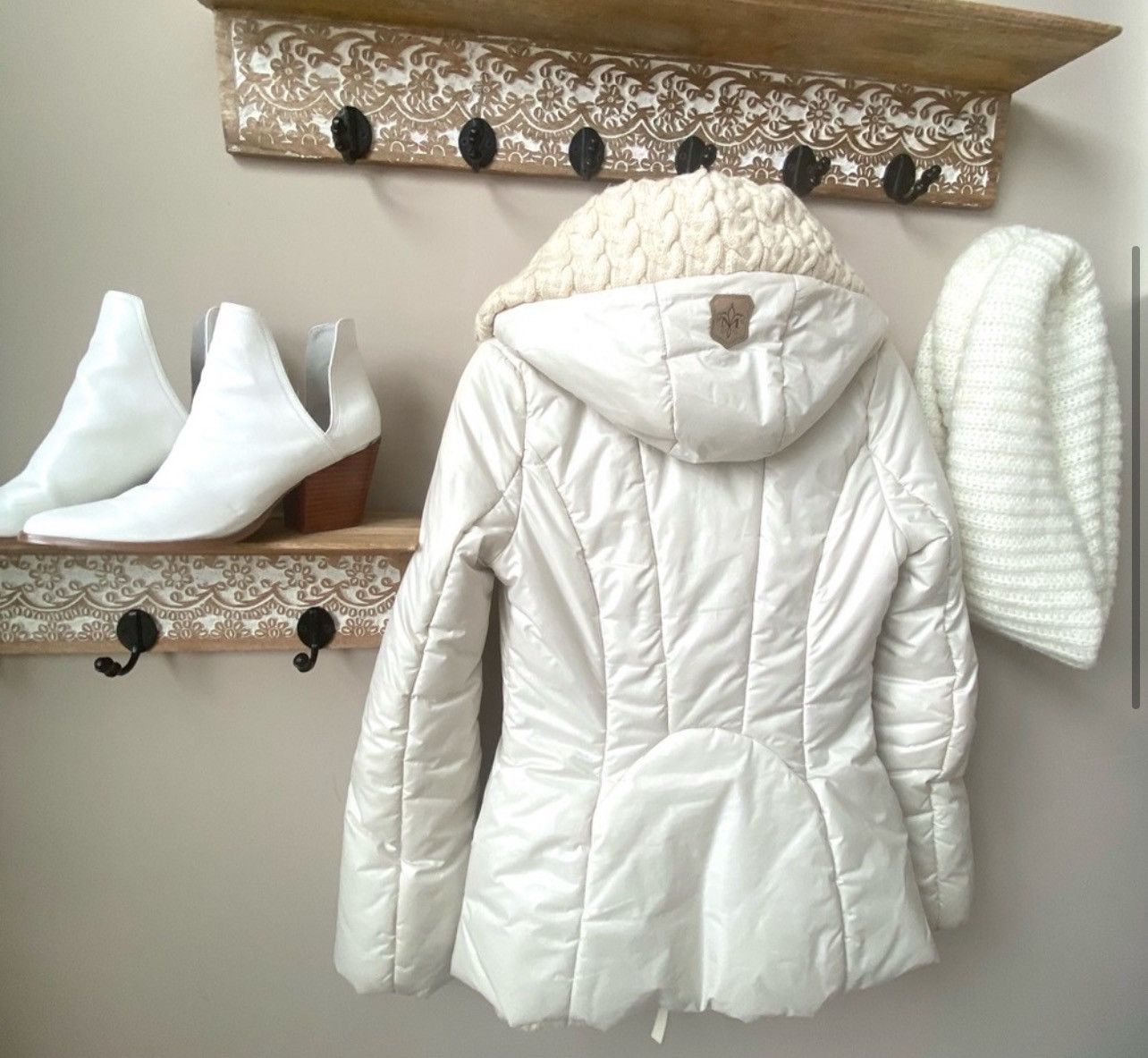 Mackage MACKAGE puffer jacket Xs luxury jacket w cable knit sweater Size XS / US 0-2 / IT 36-38 - 2 Thumbnail