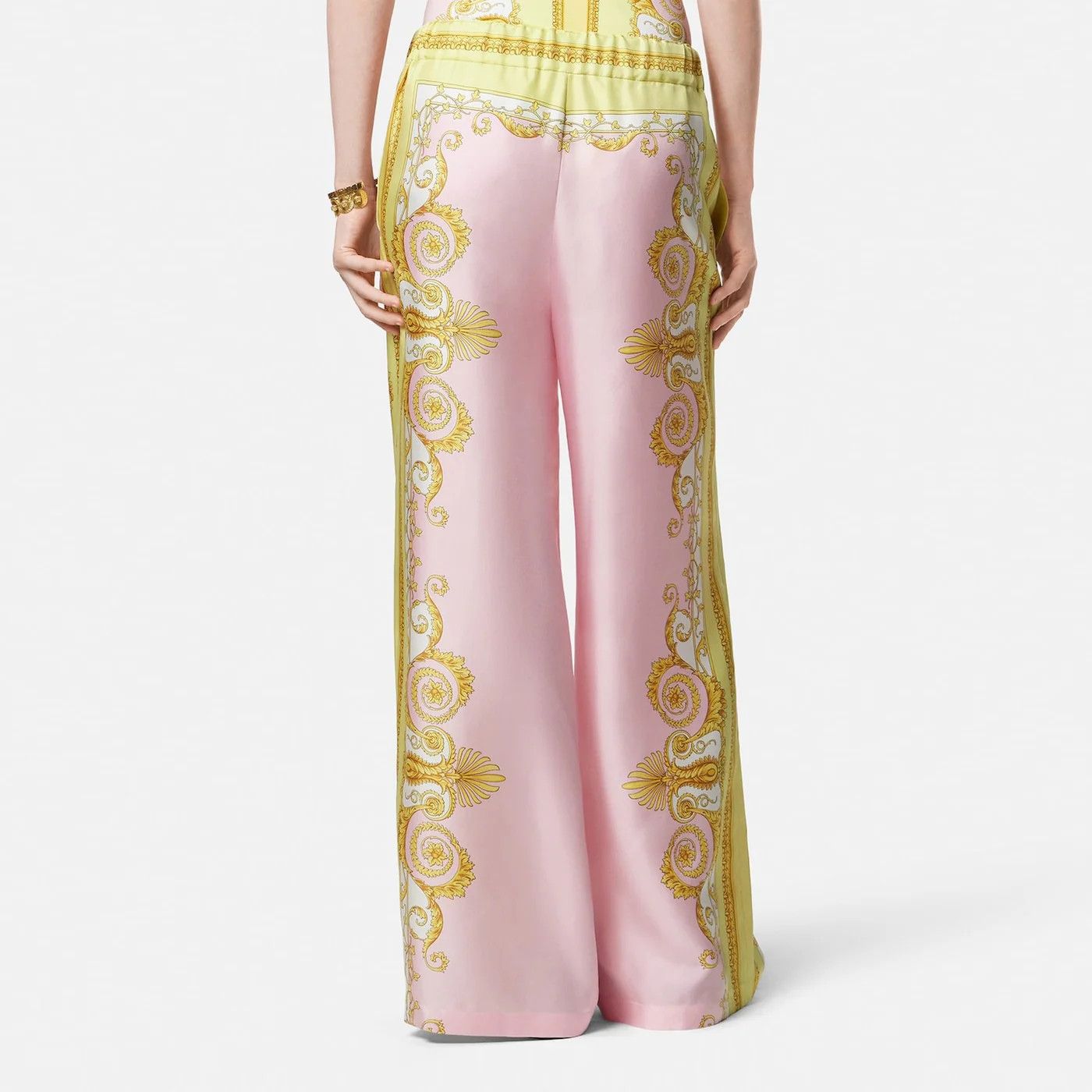 Versace o1d2blof0426 Printed Silk Twill Trousers in Multicolor Size 28" / US 6 / IT 42 - 3 Thumbnail