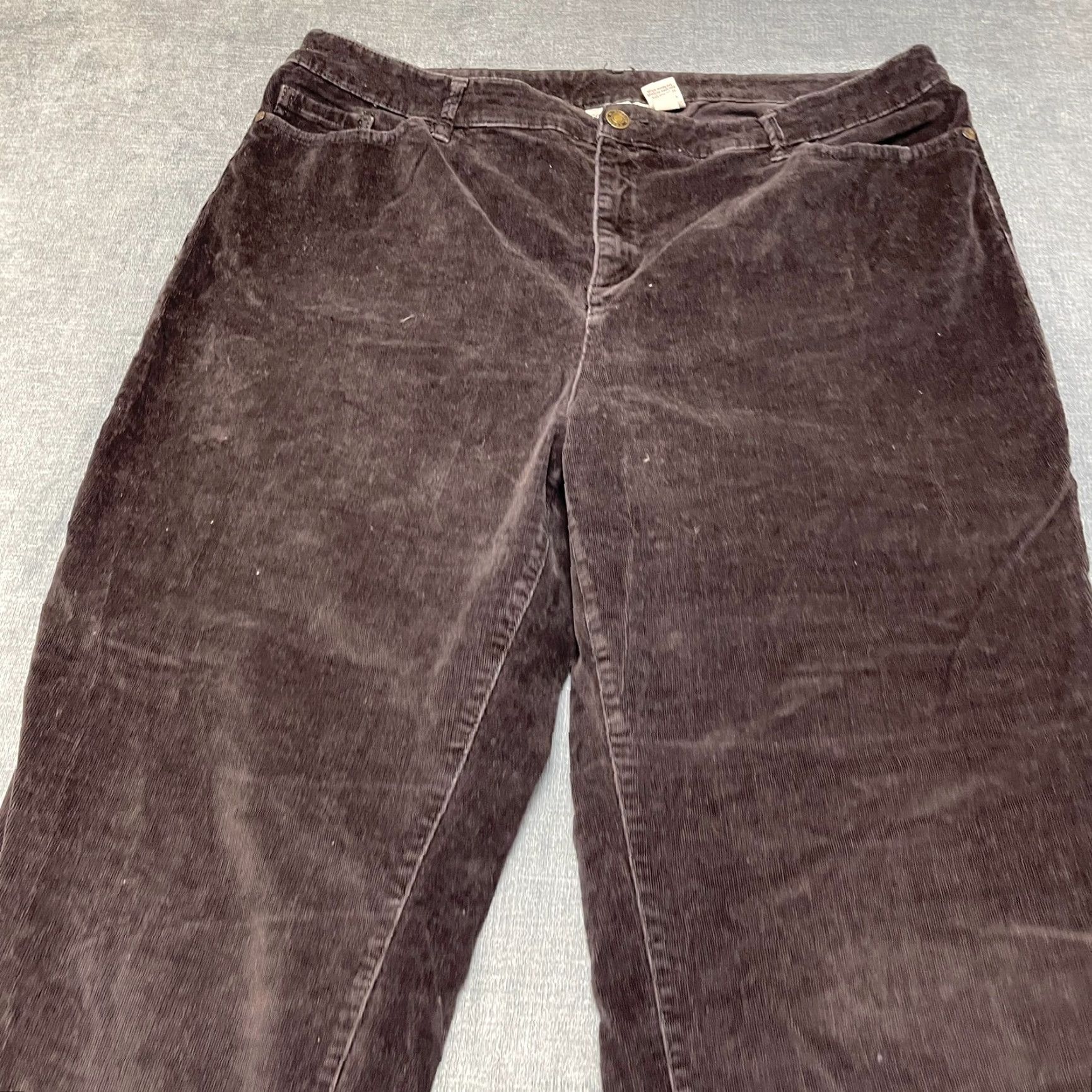 Croft & Barrow Croft & Barrow Corduroy Pants Women 18 Short Dark Brown Cotton Stretch High Rise Pants Brown Women 18 Corduroy High Rise Casual Size 40" / US 18 - 4 Thumbnail