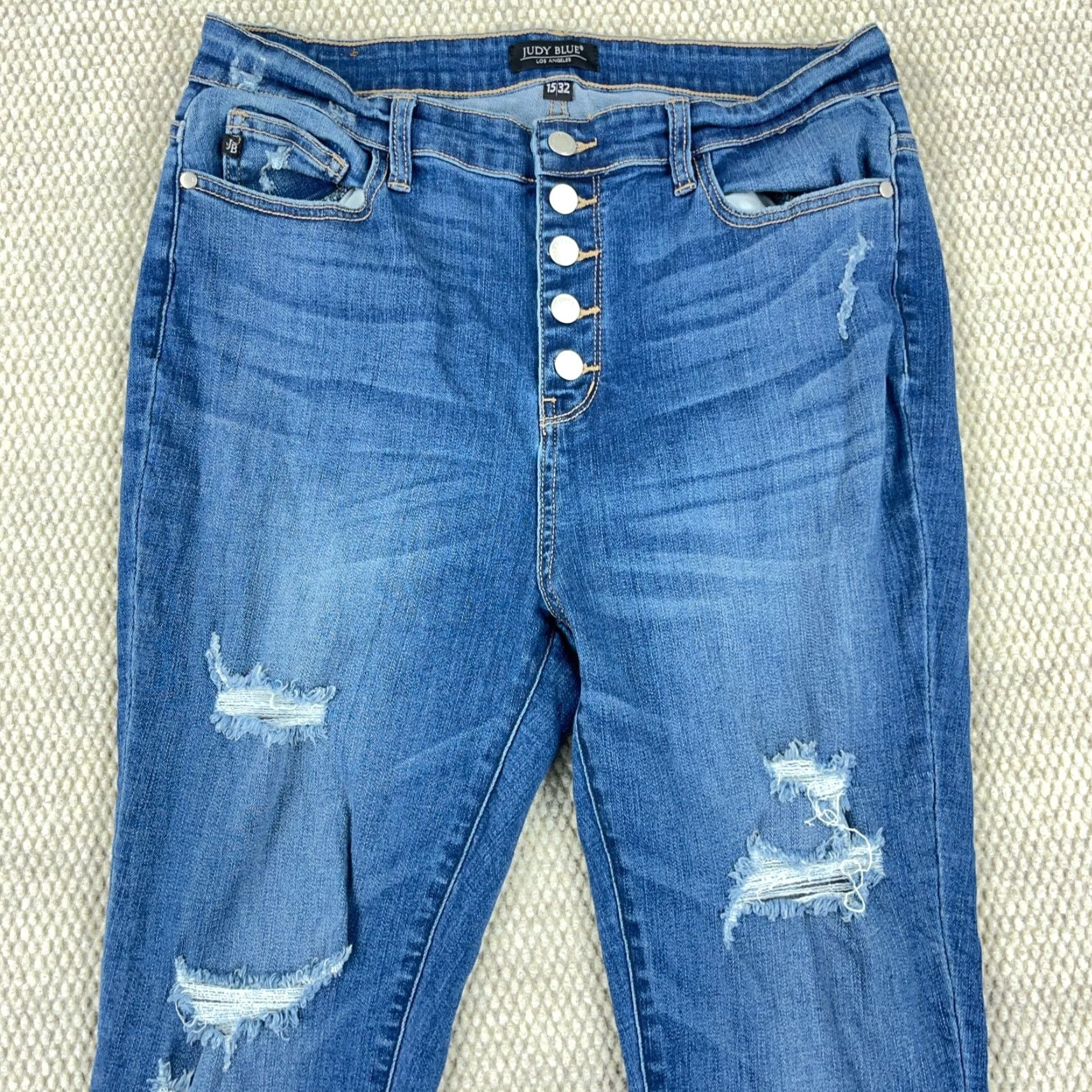 Vintage Judy Blue Jeans Women Skinny Fit 15 32 Medium Wash Blue Stretch Distressed Pockets Button Fly Zipper Jeans Size 36" / US 14 / IT 50 - 3 Thumbnail