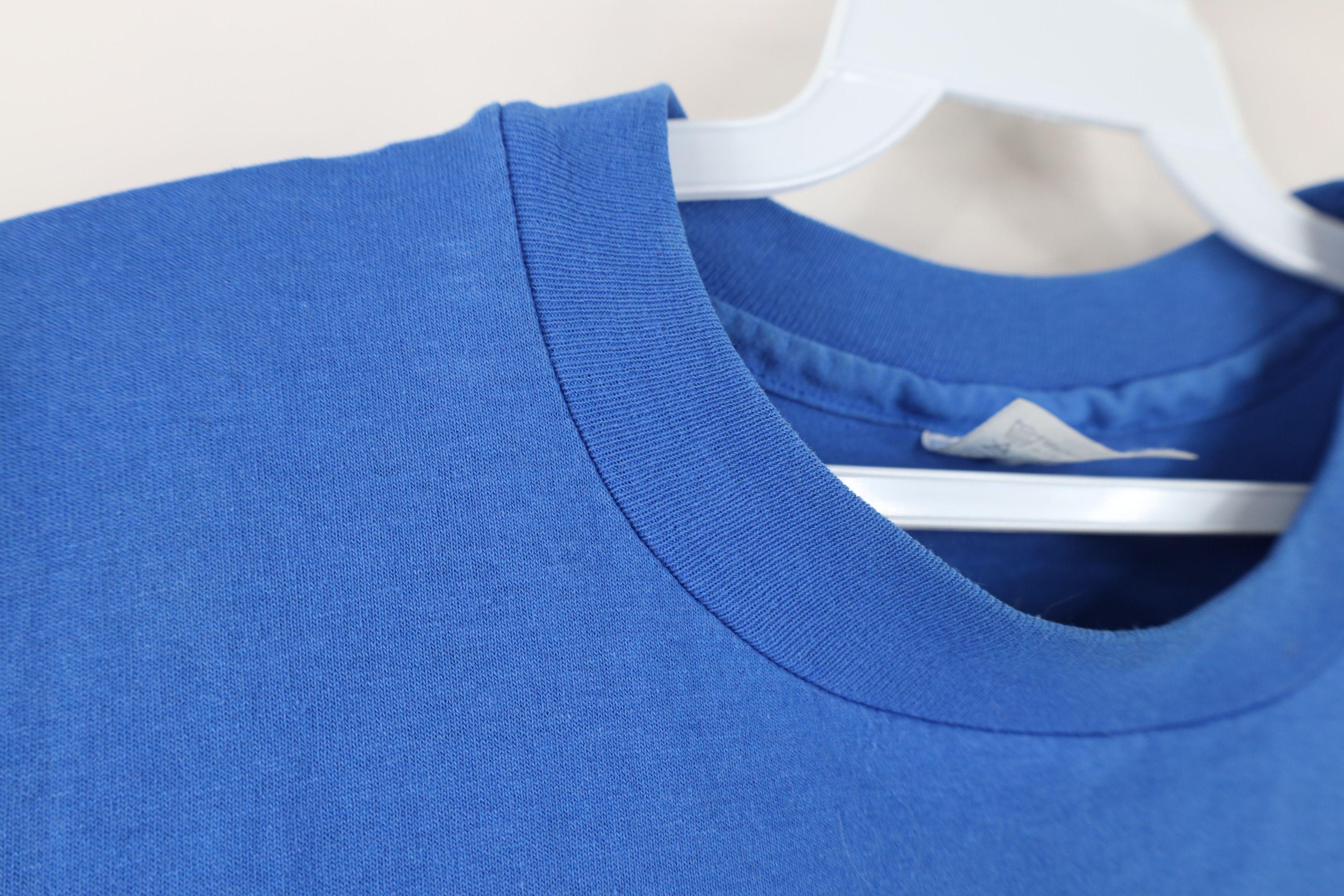 Hanes Vintage 80s 90s Hanes Short Sleeve T-Shirt Royal Blue USA Size US XL / EU 56 / 4 - 5 Thumbnail