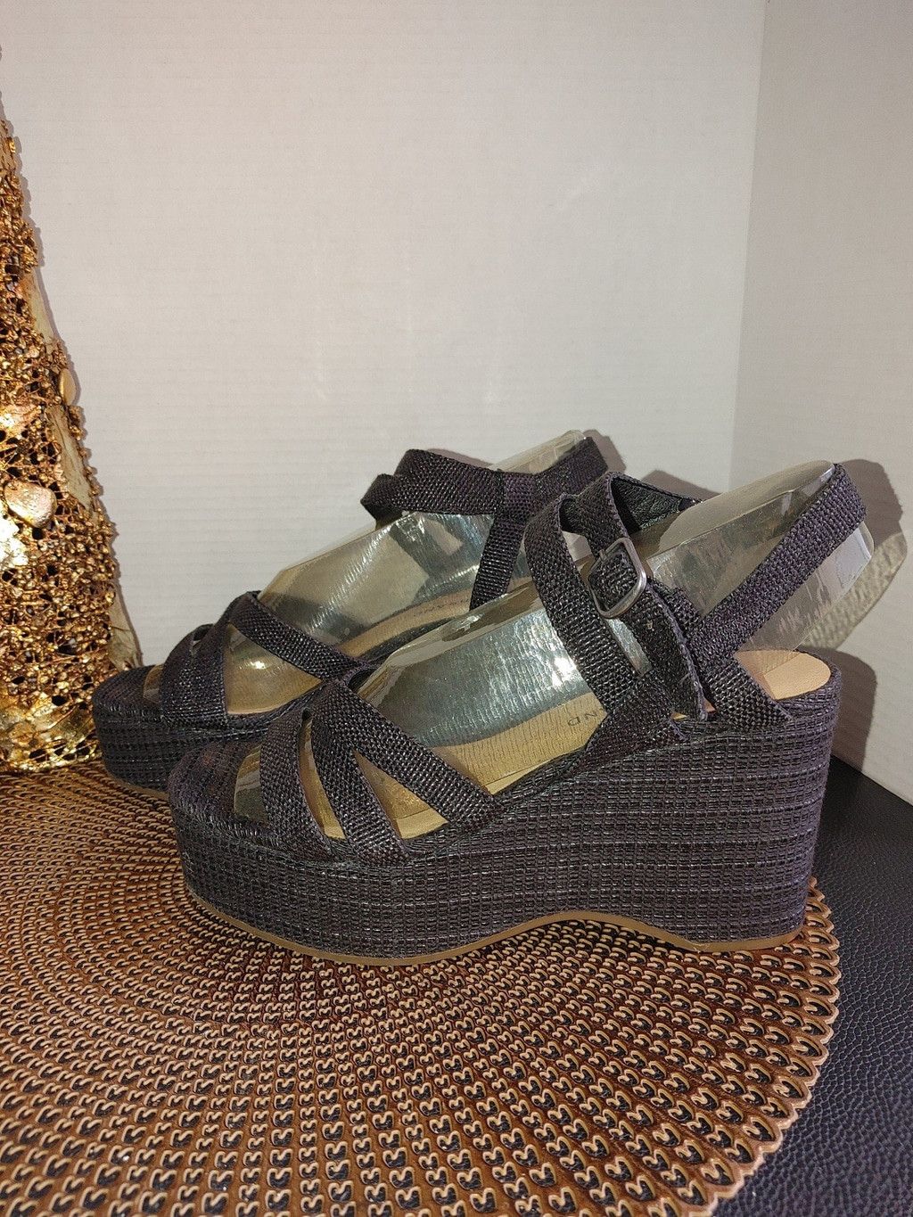 Lucky Brand Lucky Brand Carlisha Wedge Sandals Size 7.5M Size US 7.5 / IT 37.5 - 1 Thumbnail