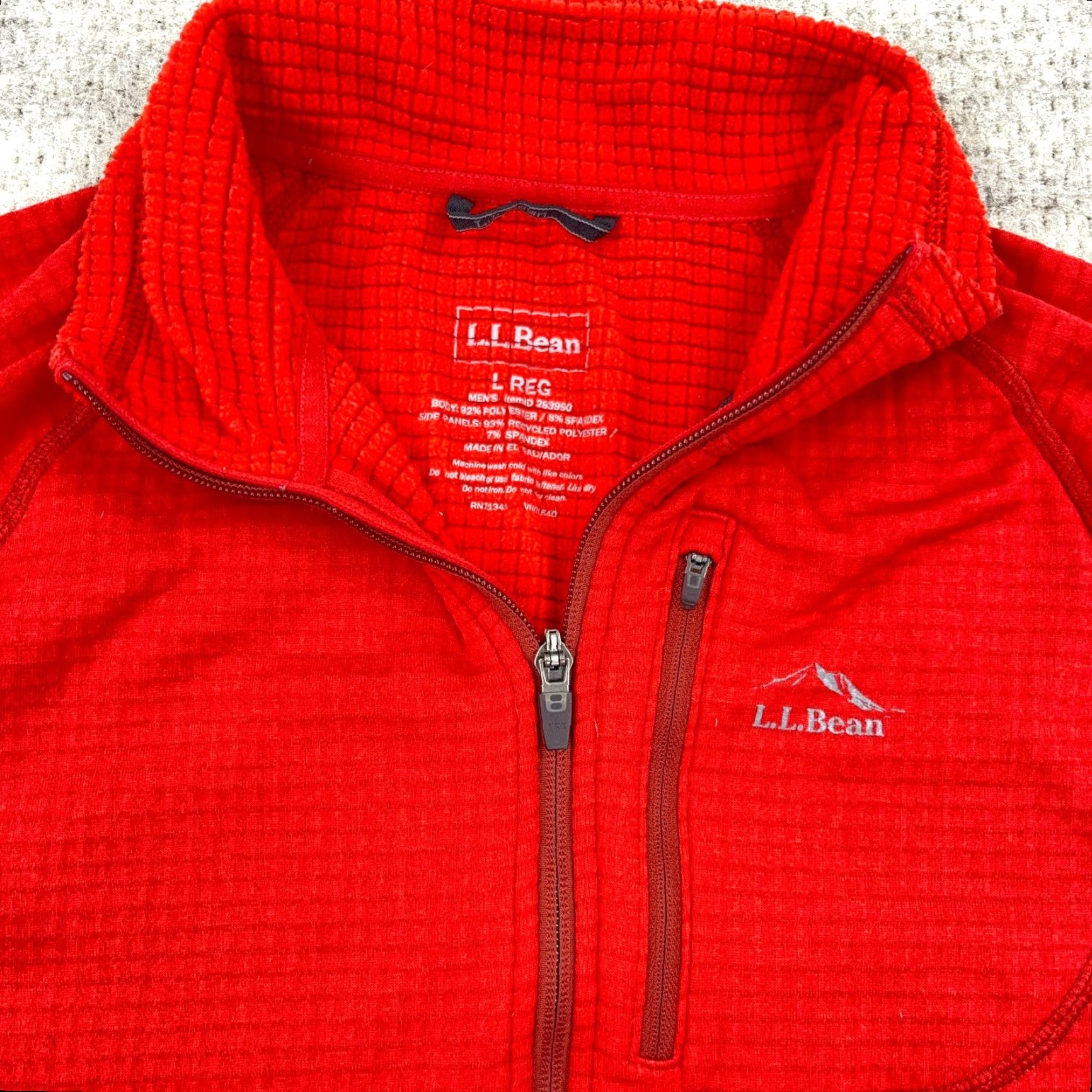 Vintage L.L. Bean Sweater Adult L Red Pullover Knit Zipper Logo All Seasons Mens Size US L / EU 52-54 / 3 - 4 Thumbnail