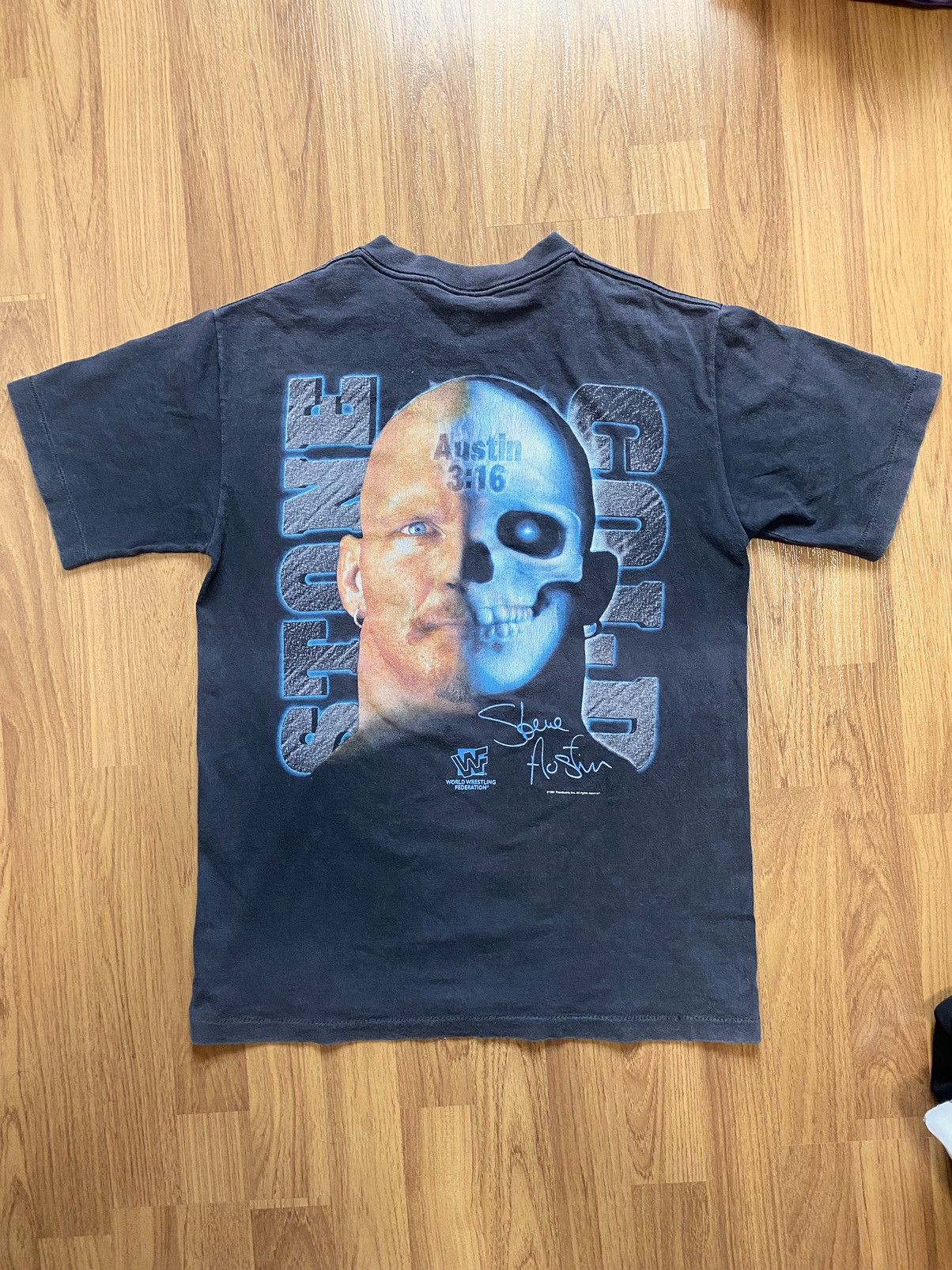 WWF Faded Stone Cold Steve Austin WWF 1997 T-SHIRT Size US M / EU 48-50 / 2 - 2 Thumbnail