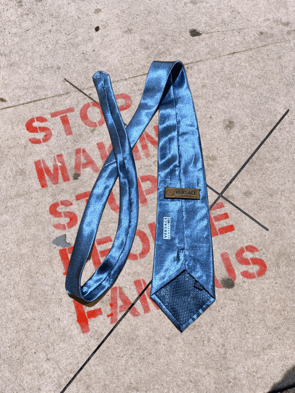 Versace RARE VERSACE Silk LUXURY Tie MADE IN ITALY Size ONE SIZE - 1 Thumbnail