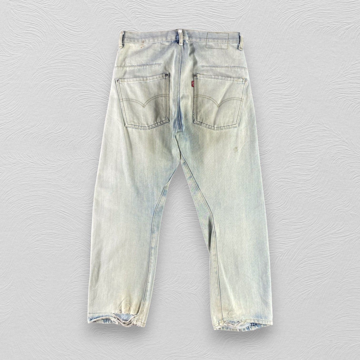 Levi's Vintage Levis Engineeered Jeans Distressed Denim KJ3375 Size US 32 / EU 48 - 2 Thumbnail