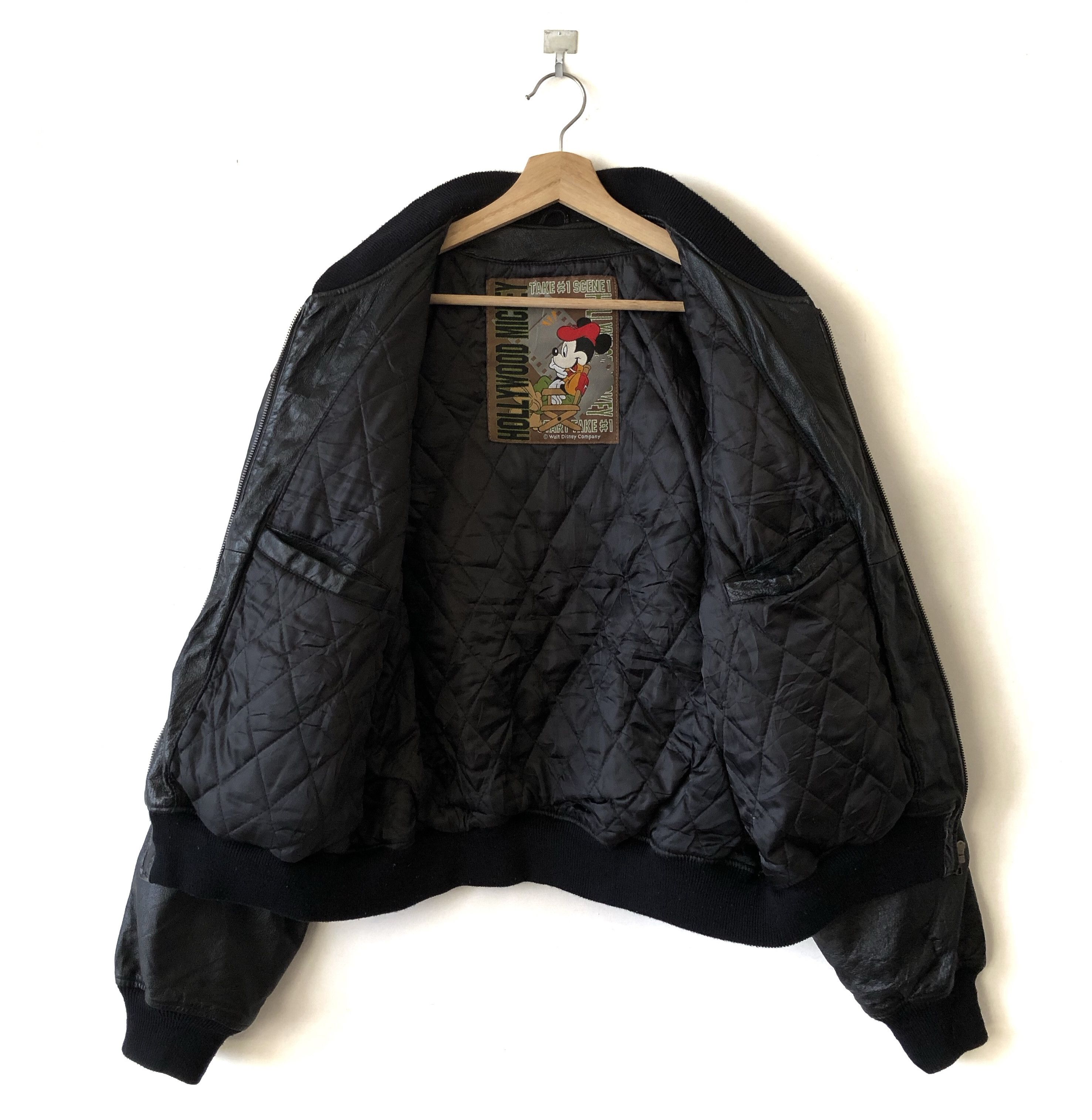 Disney RARE🔥VINTAGE 90’S WALT DISNEY PIG SKIN BOMBER JACKET Size US L / EU 52-54 / 3 - 5 Thumbnail