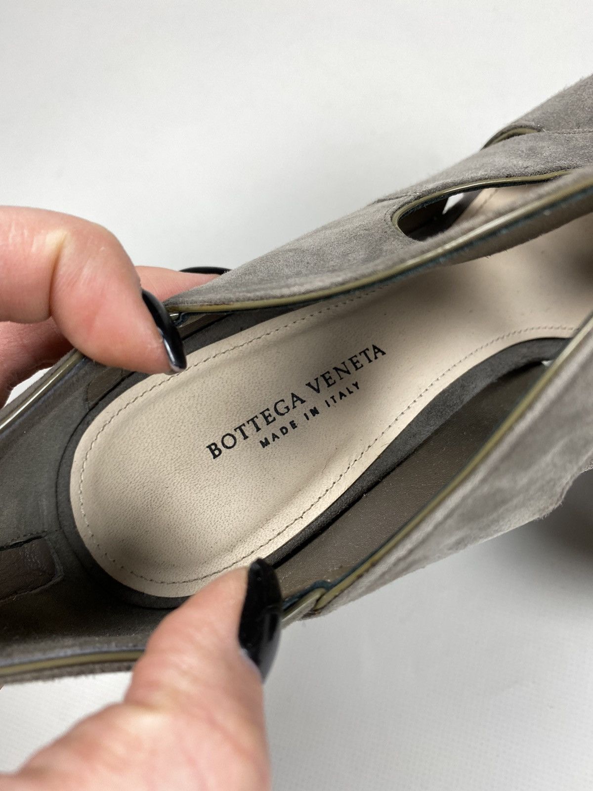 Bottega Veneta Bottega Veneta ladies suede heels shoes size 37 / US 7 Size US 7 / IT 37 - 14 Thumbnail