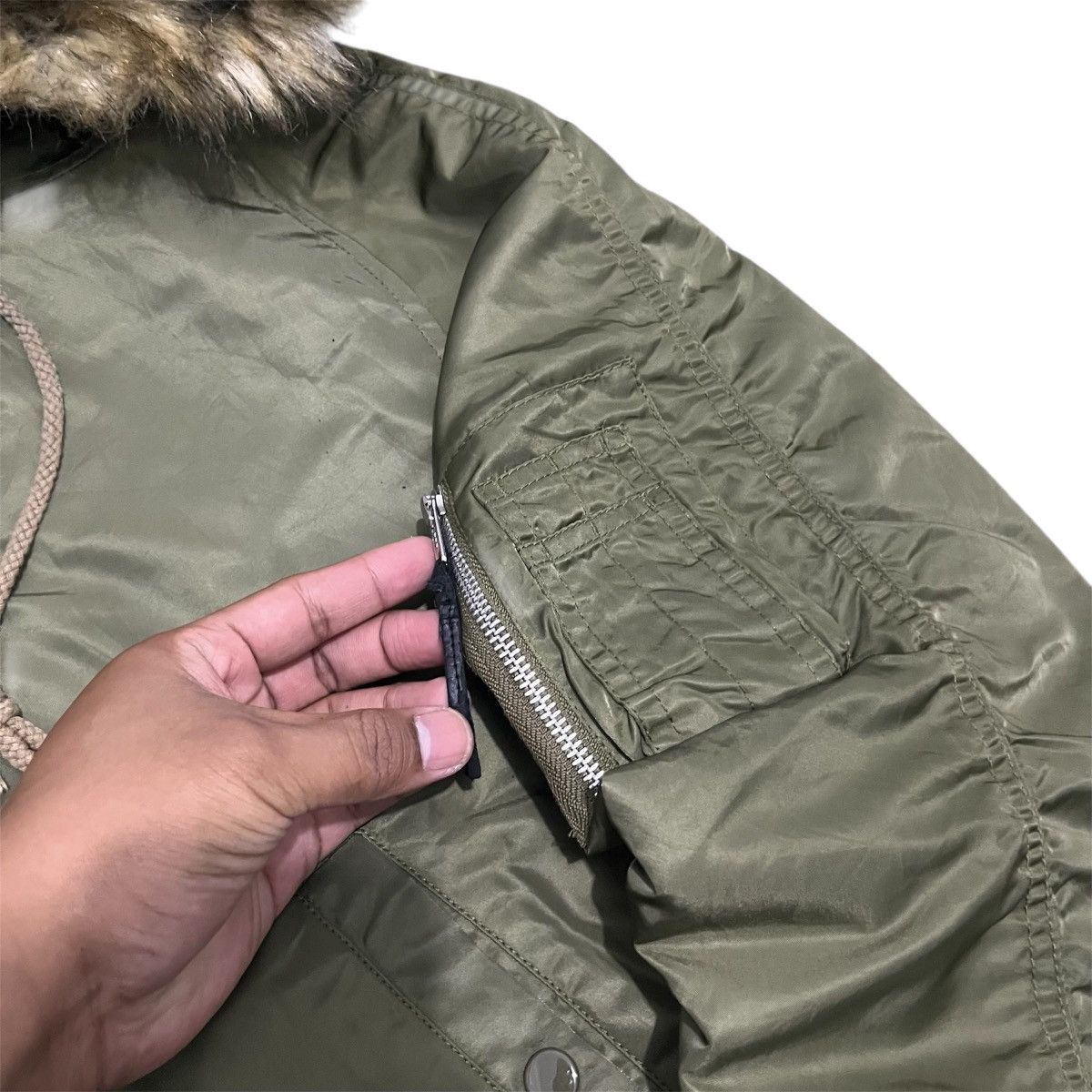 Alpha Industries Jeanasis Alternative Alpha Industries N2B Fur Bomber Jacket Size US XL / EU 56 / 4 - 7 Thumbnail
