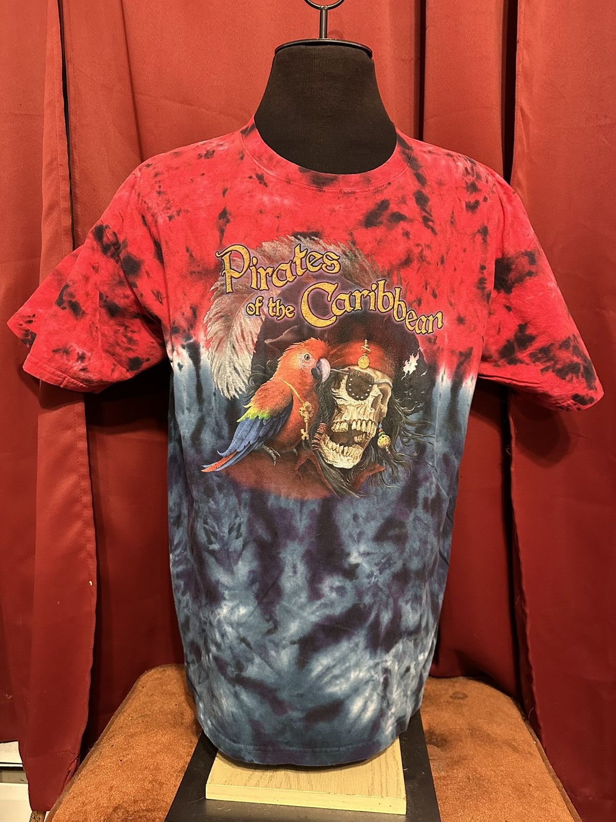 Disney × Vintage Vintage Pirates of The Caribbean Tshirt 90’s Disney Grail Size US L / EU 52-54 / 3 - 1 Thumbnail