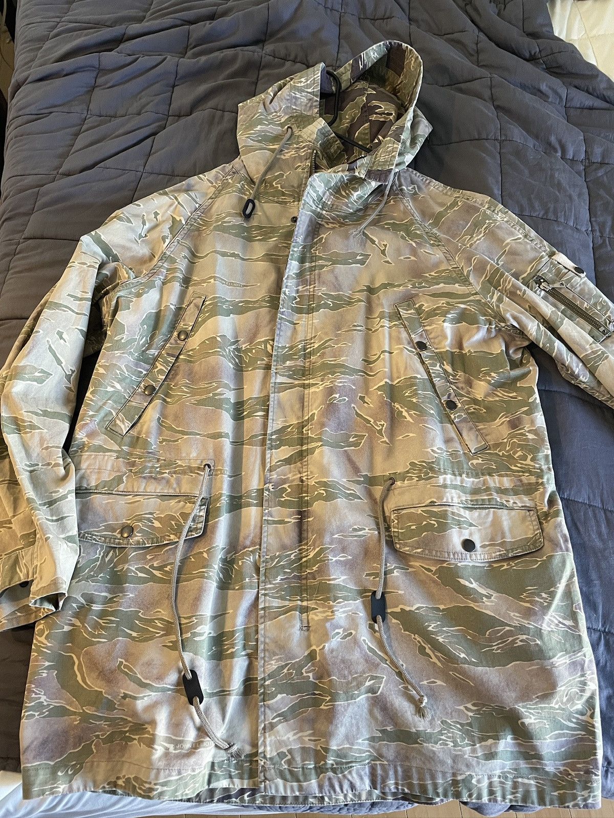 John Elliott JOHN ELLIOTT Military Parka Jacket Tiger Camo Sz 3 Large NWT Size US L / EU 52-54 / 3 - 7 Thumbnail