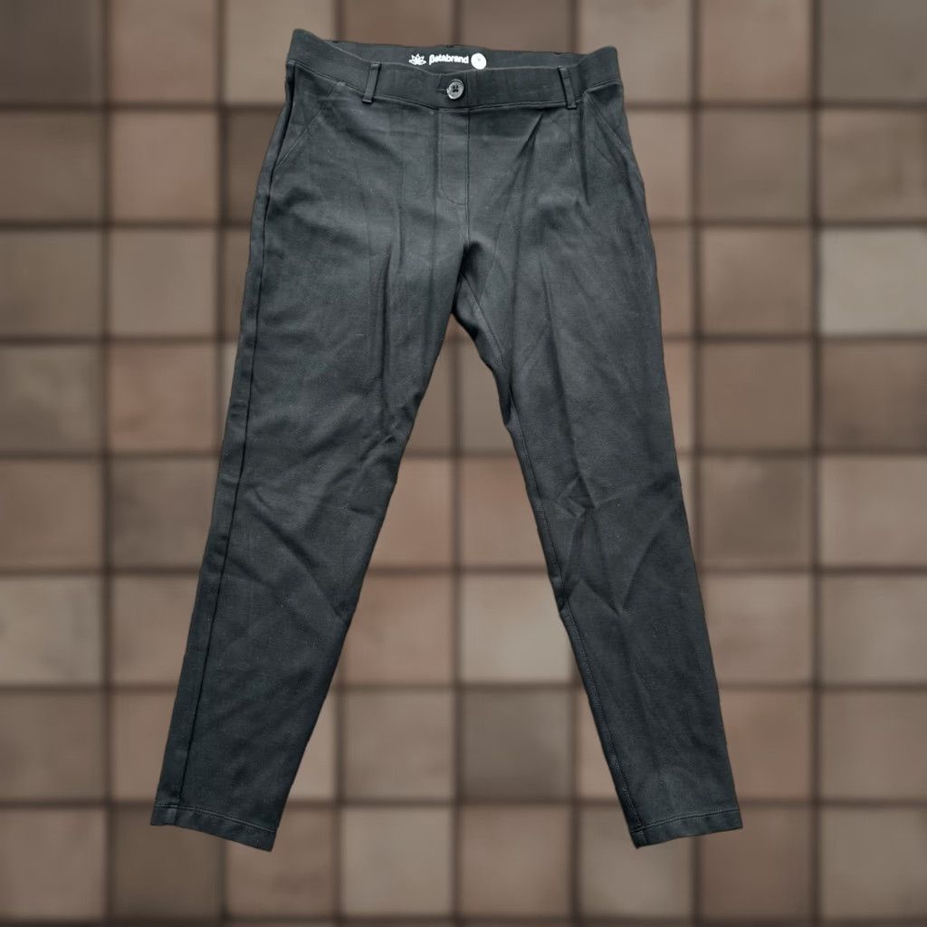 Vintage Betabrand Cropped Pants Women PM Petite Black Rayon Office Flat Front Logo Straight Inseam 24in Size 32" / US 10 / IT 46 - 1 Thumbnail