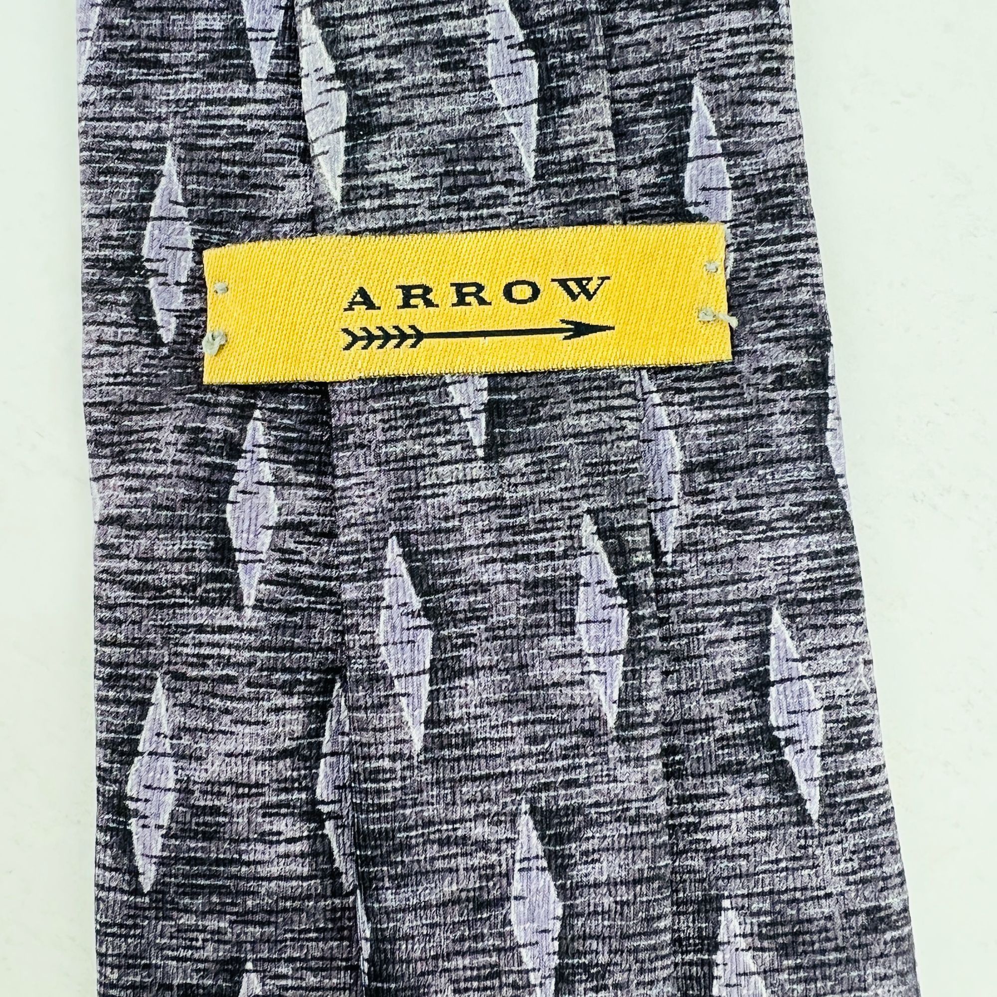 Arrow ARROW Necktie Tie Diamond Design 100% Imported Silk Size ONE SIZE - 4 Thumbnail