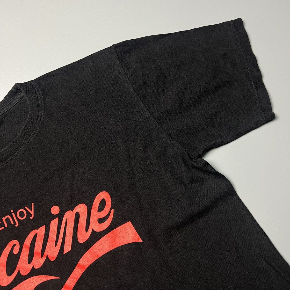 Vintage Vintage enjoy cocaine wording tee grunge coke parody tee Size US L / EU 52-54 / 3 - 8 Thumbnail