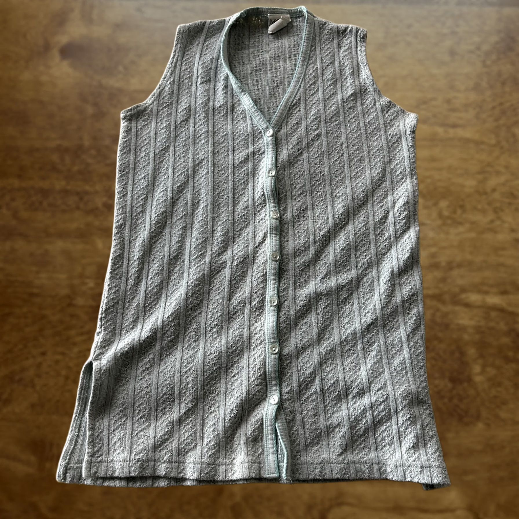 Vintage MODA INTL Sweater Vest Womens XL Blue V Neck Striped Button Tight-Knit Cotton Size XL / US 12-14 / IT 48-50 - 1 Thumbnail
