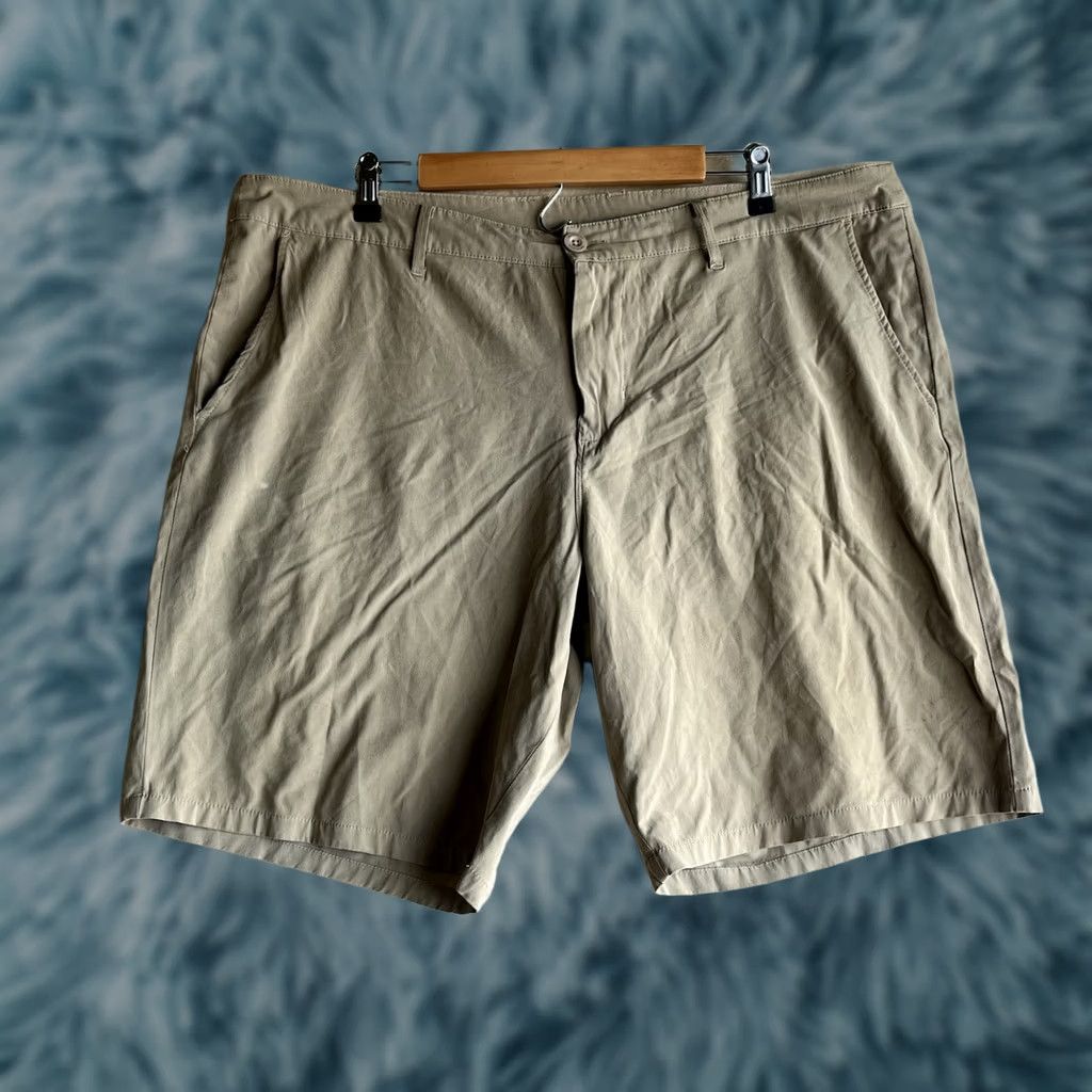 Vintage Swiss Tech Mens Shorts SZ 40 Comfort Waist Breathable Flat Front Brown Chino Pockets Casual Regular Summer Fall Mens Size US 40 / EU 56 - 1 Thumbnail